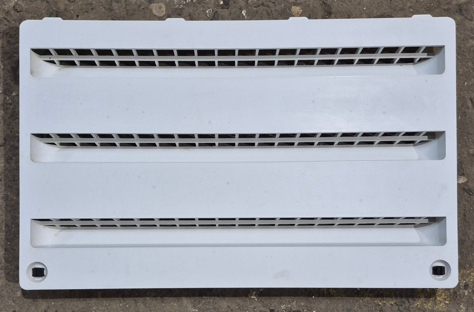 Used Dometic Air Intake Side Refrigerator Vent, White, No Frame - 3102277.021 - Young Farts RV Parts
