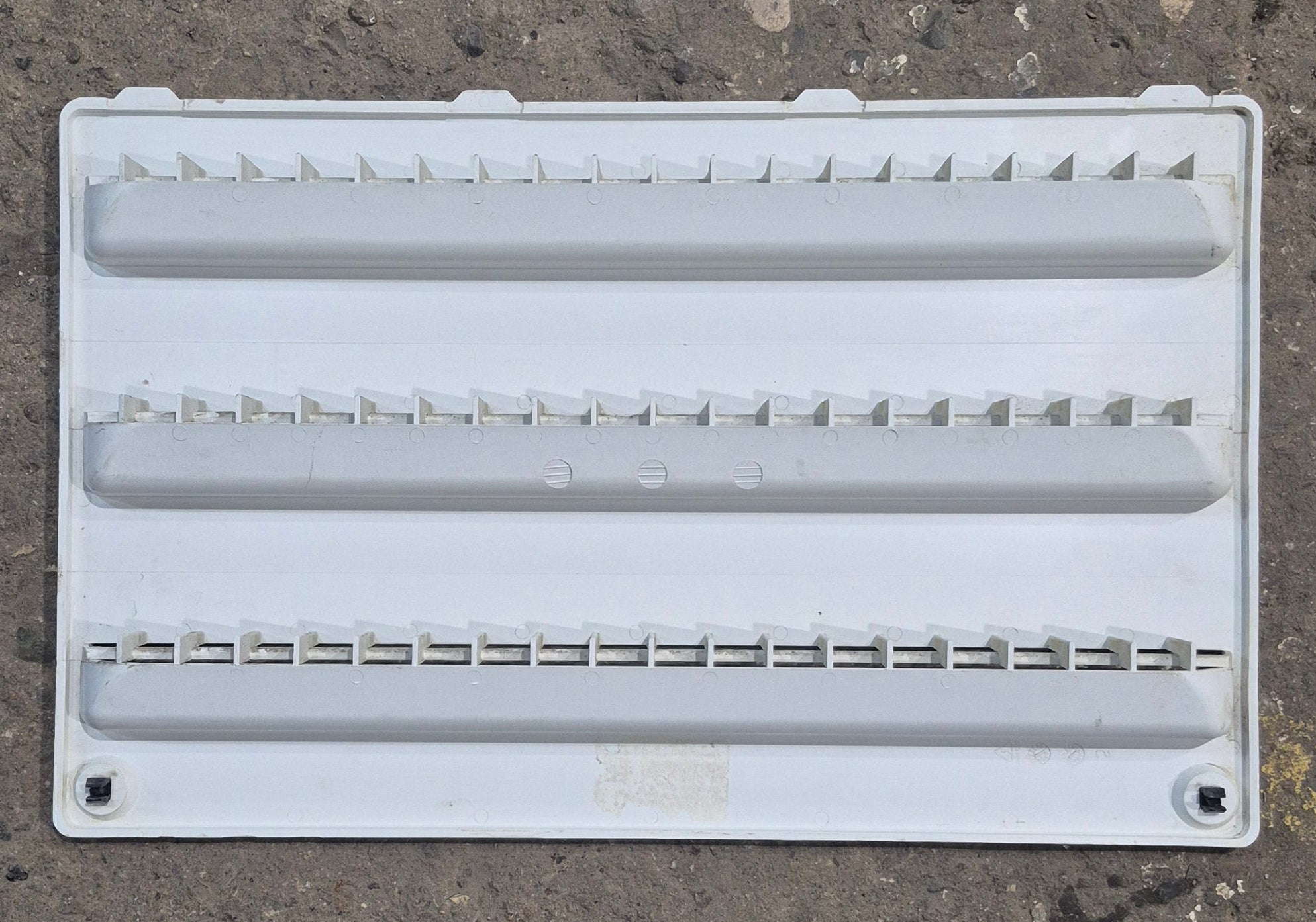 Used Dometic Air Intake Side Refrigerator Vent, White, No Frame - 3102277.021 - Young Farts RV Parts