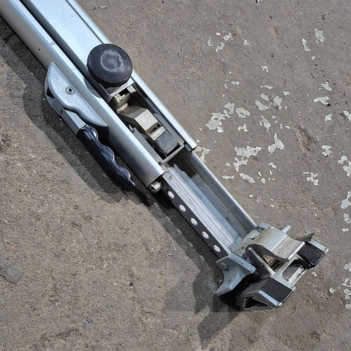 Used Dometic Awning Arm, 8500 Series, Silver (Satin), 73