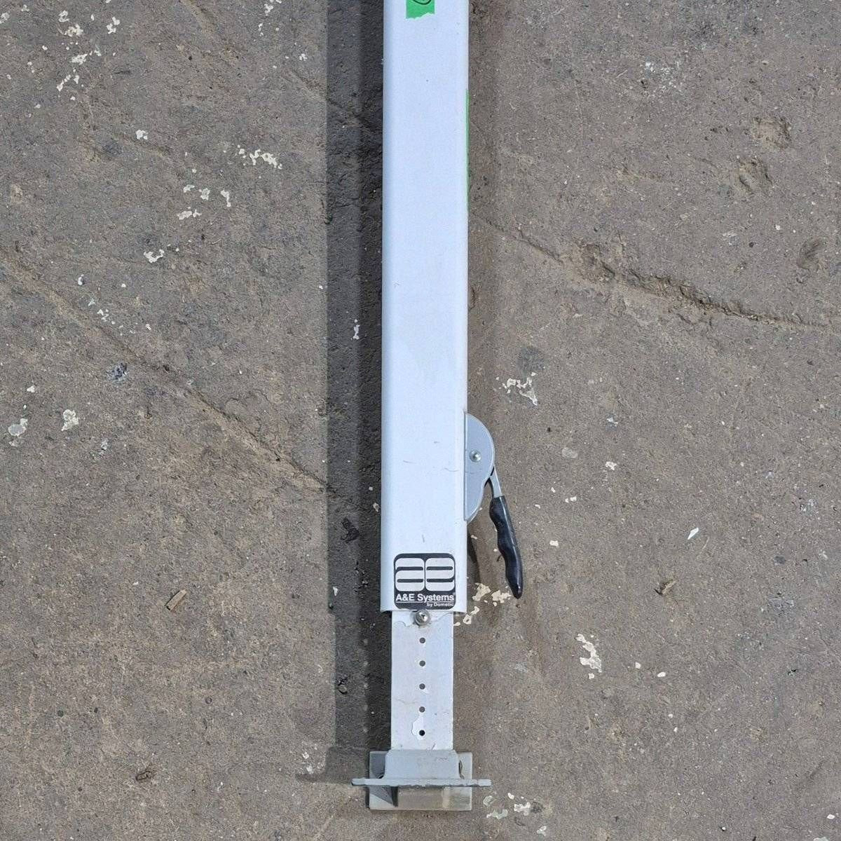 Used Dometic Awning Arm, 8500 Series, White, 61