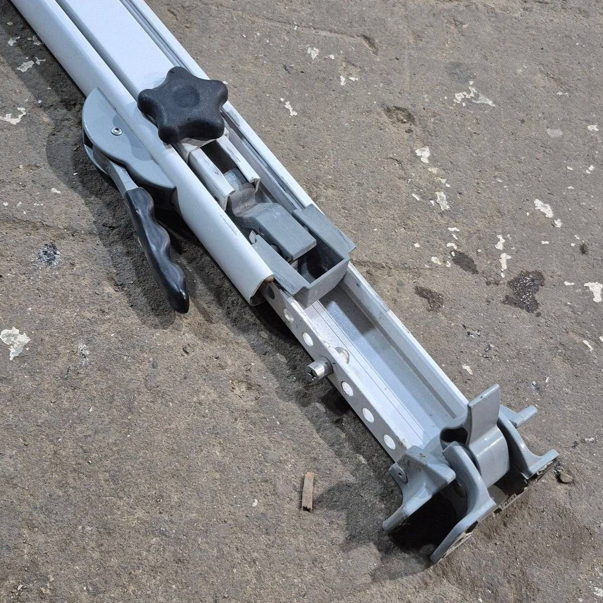 Used Dometic Awning Arm, 8500 Series, White, 61