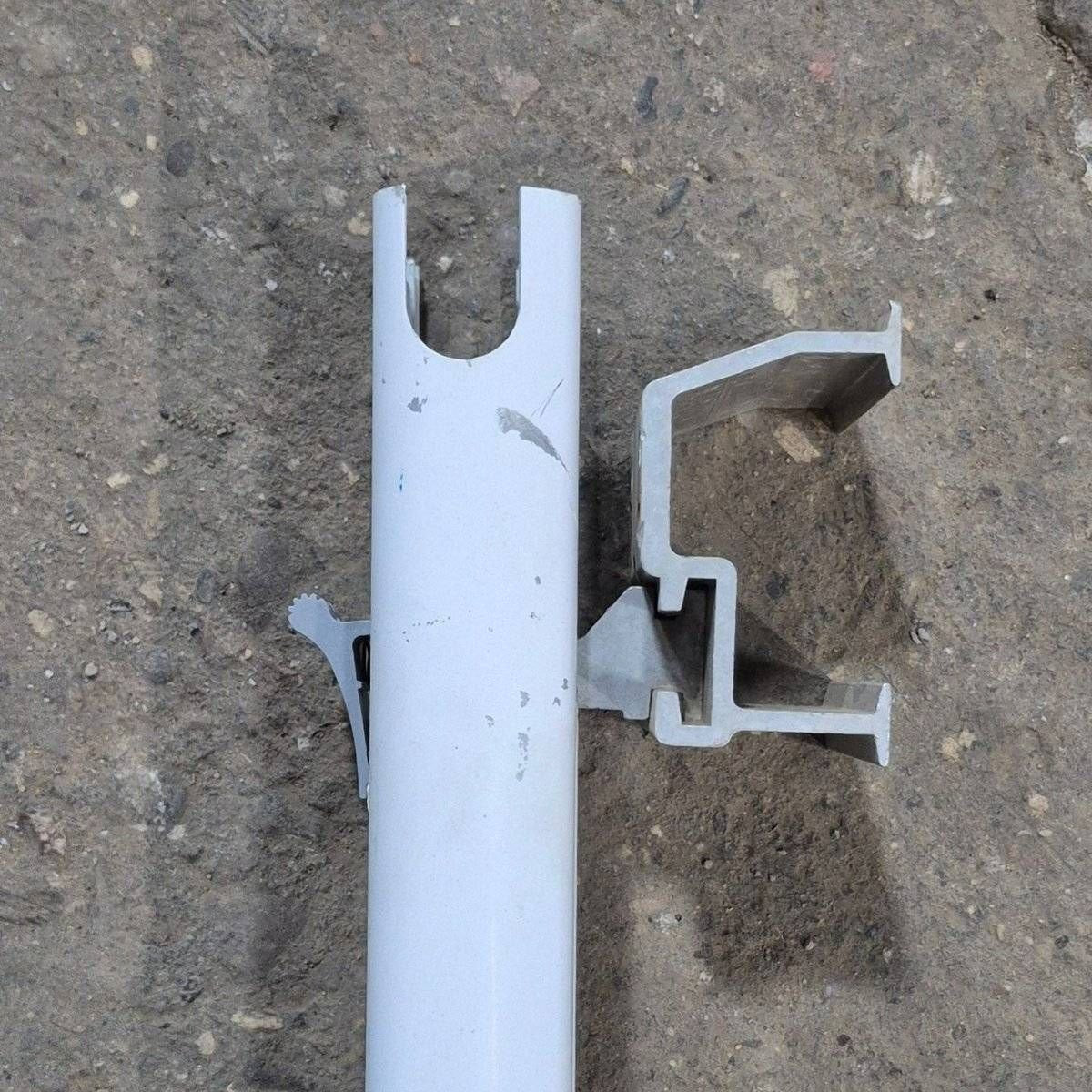 Used Dometic Awning Arm, 8500 Series, White, 73