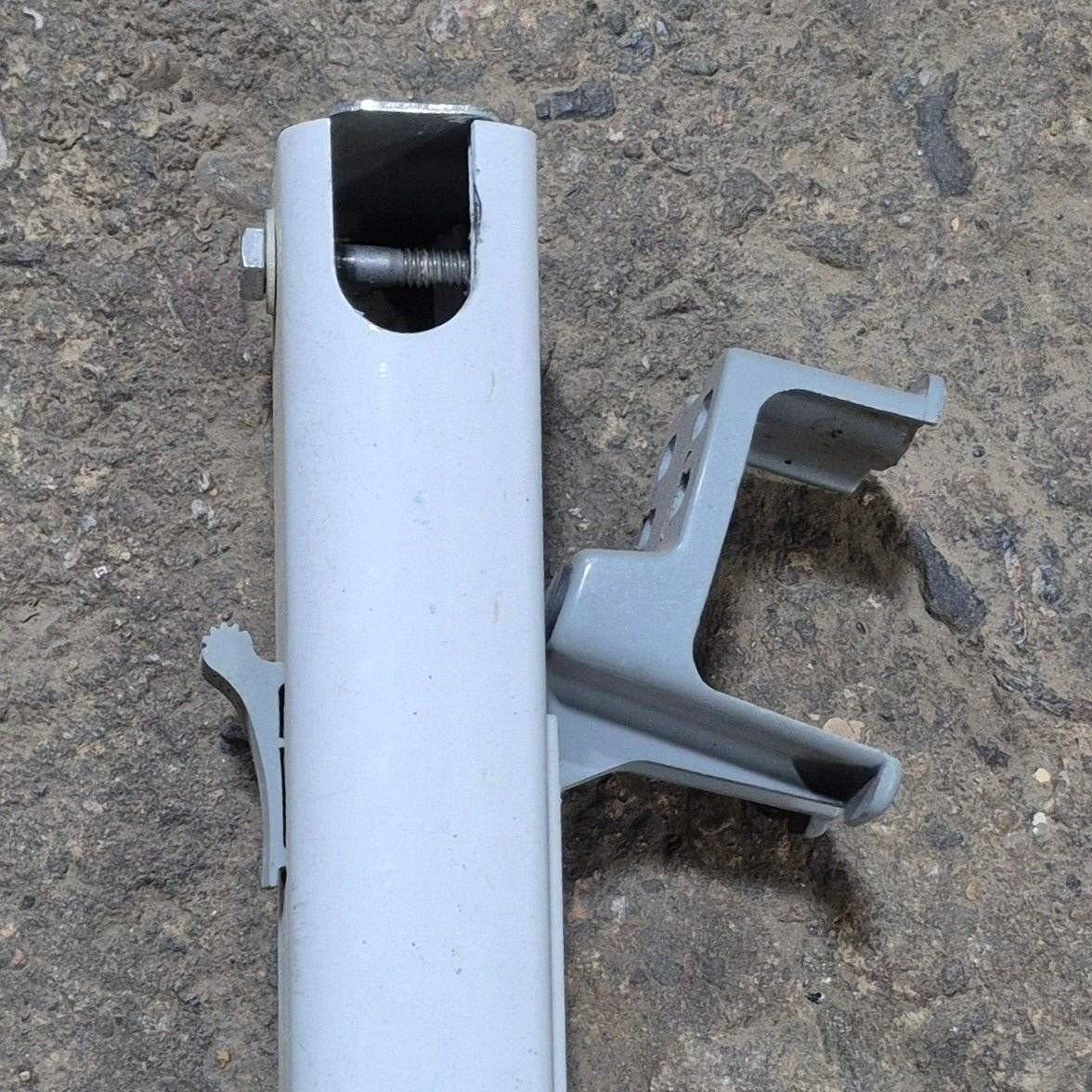 Used Dometic Awning Arm, 8500 Series, White, 73