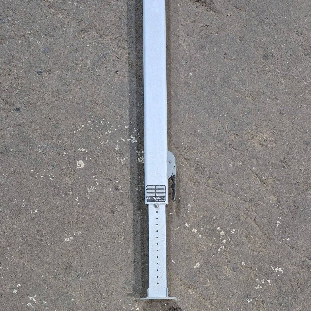 Used Dometic Awning Arm, 8500 Series, White, 73