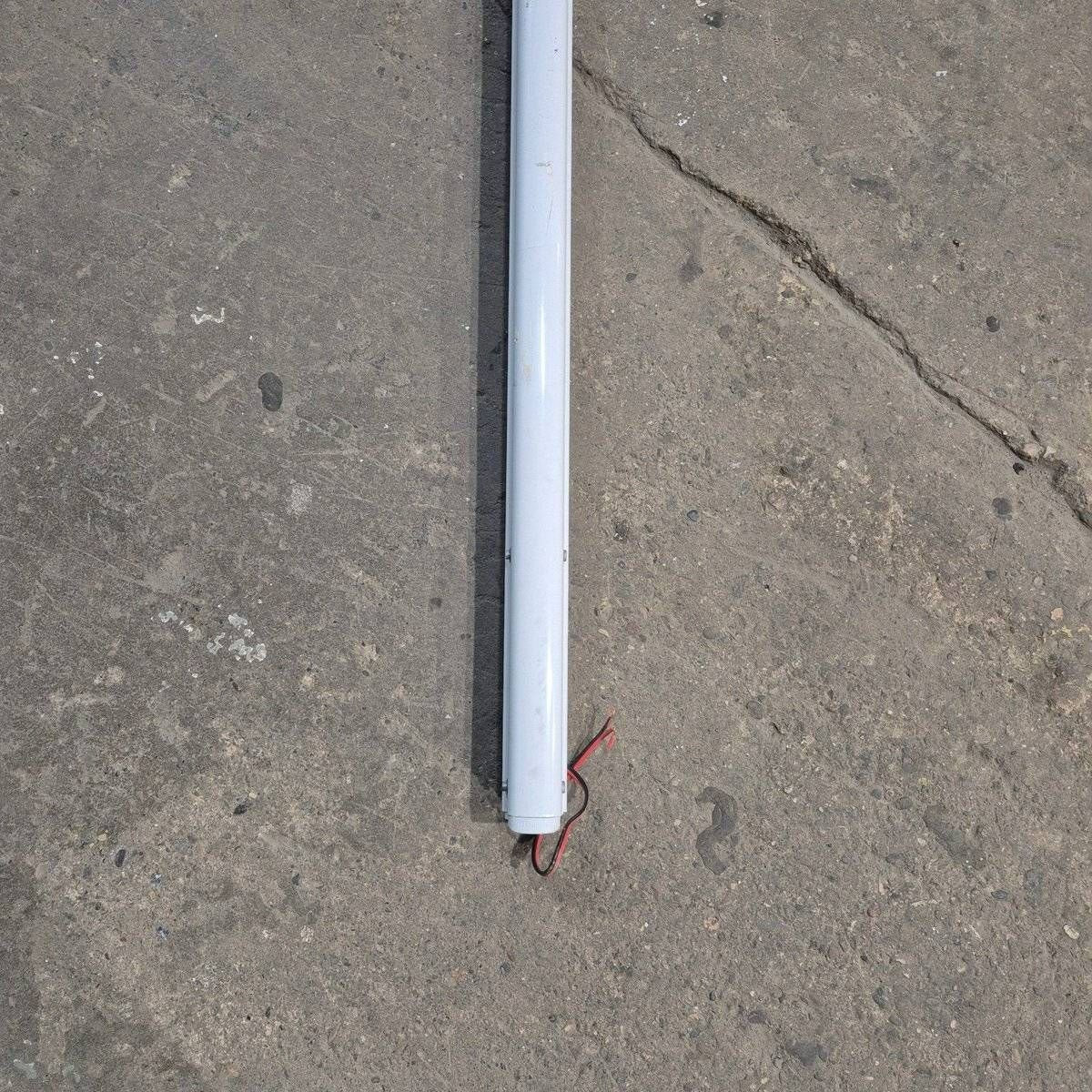 Used Dometic Awning Arm, Drive (Front), White, Basement, 62 1/4
