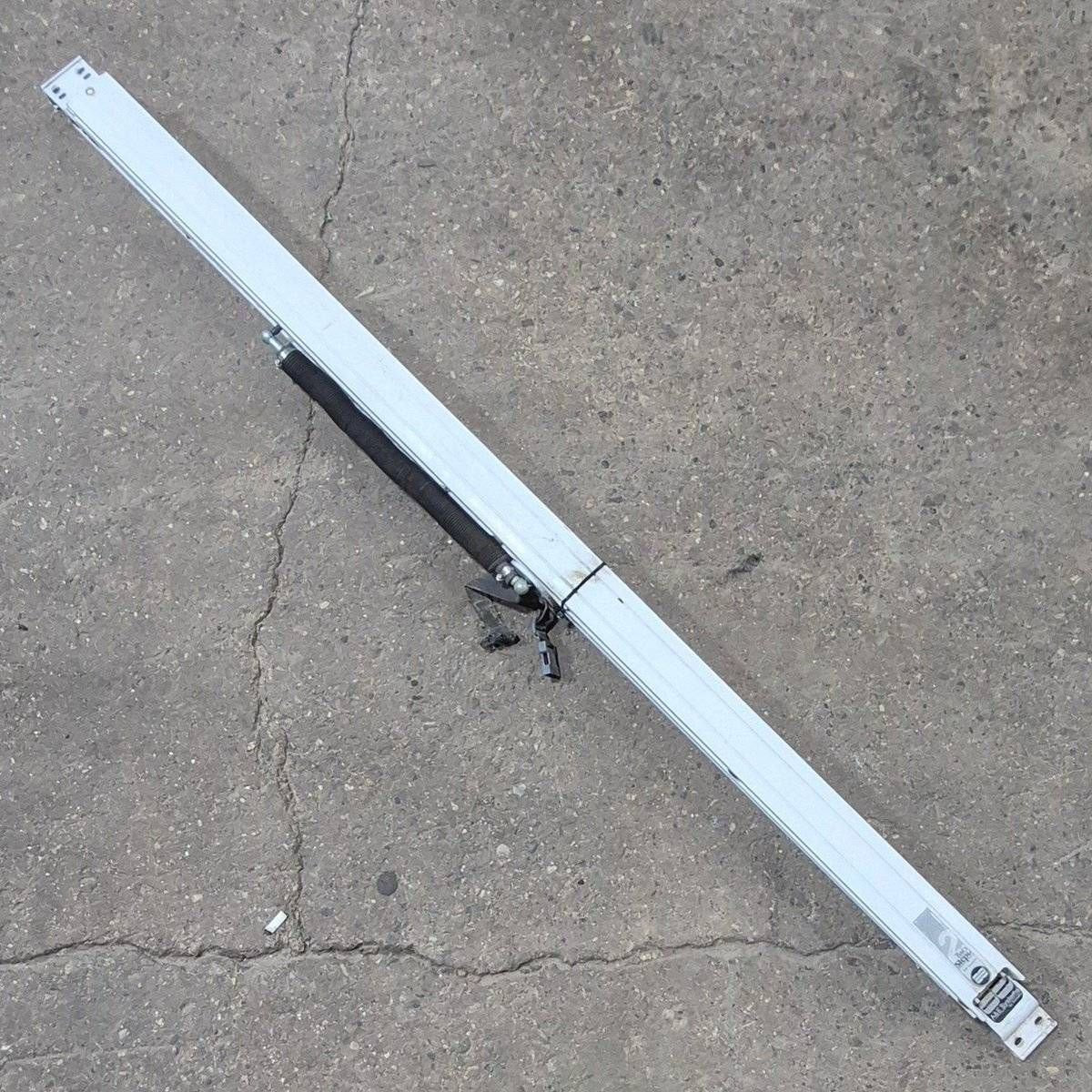 Used Dometic Awning Arm, Idle (Rear), White, 64 1/2