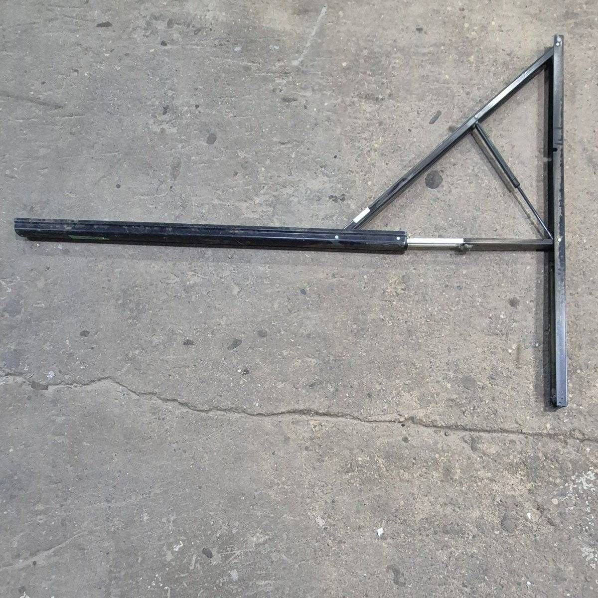 Used Dometic Awning Arm, Idler (Rear) Non - Powered, Black, Basement, Adjustable Pitch, 62 1/4" - 3312487.030U - Young Farts RV Parts