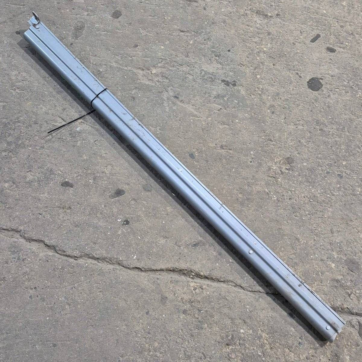 Used Dometic Awning Arm, Idler (Rear) Non - Powered, White, Adjustable Pitch, 65 3/4