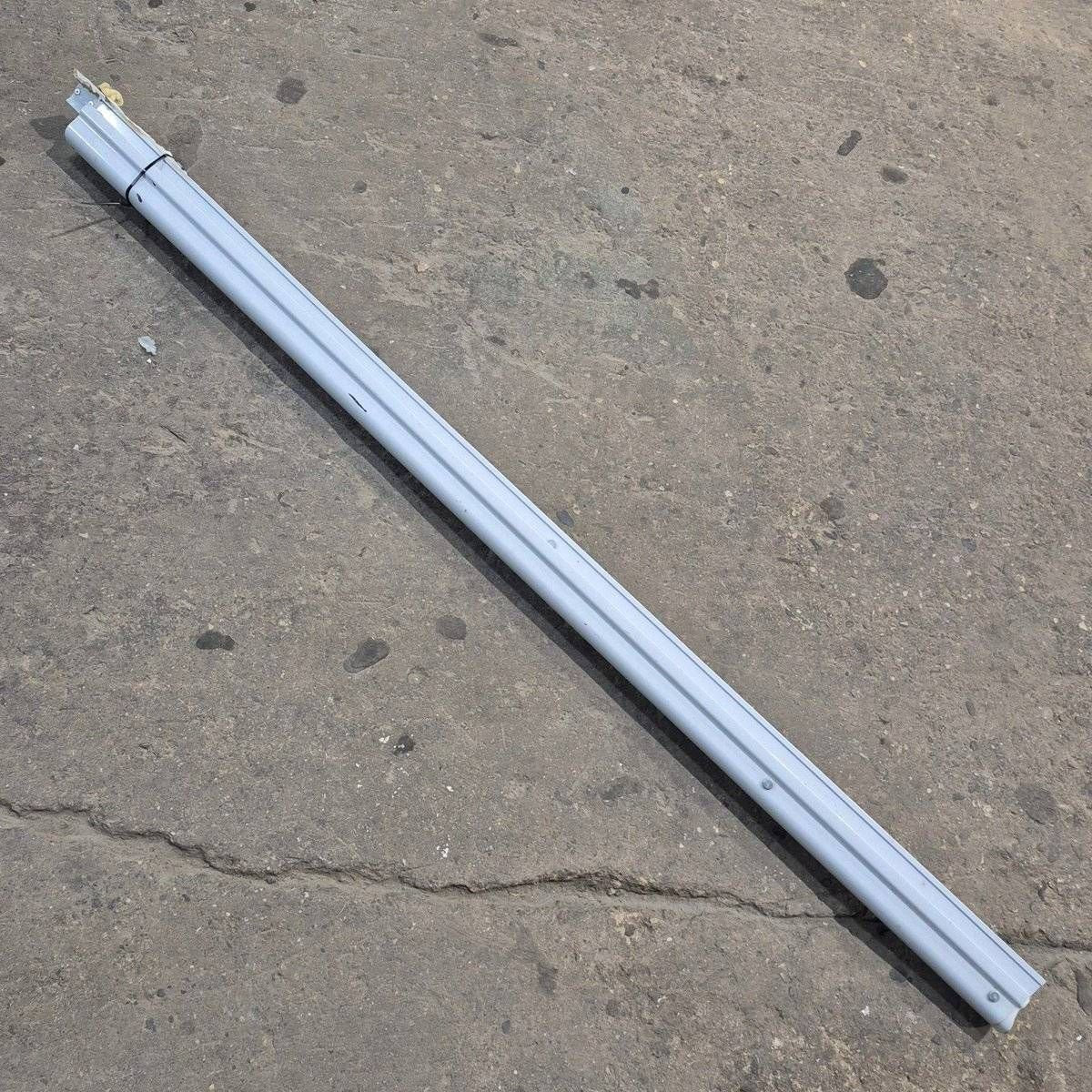 Used Dometic Awning Arm, Idler (Rear), White, Standard, 66