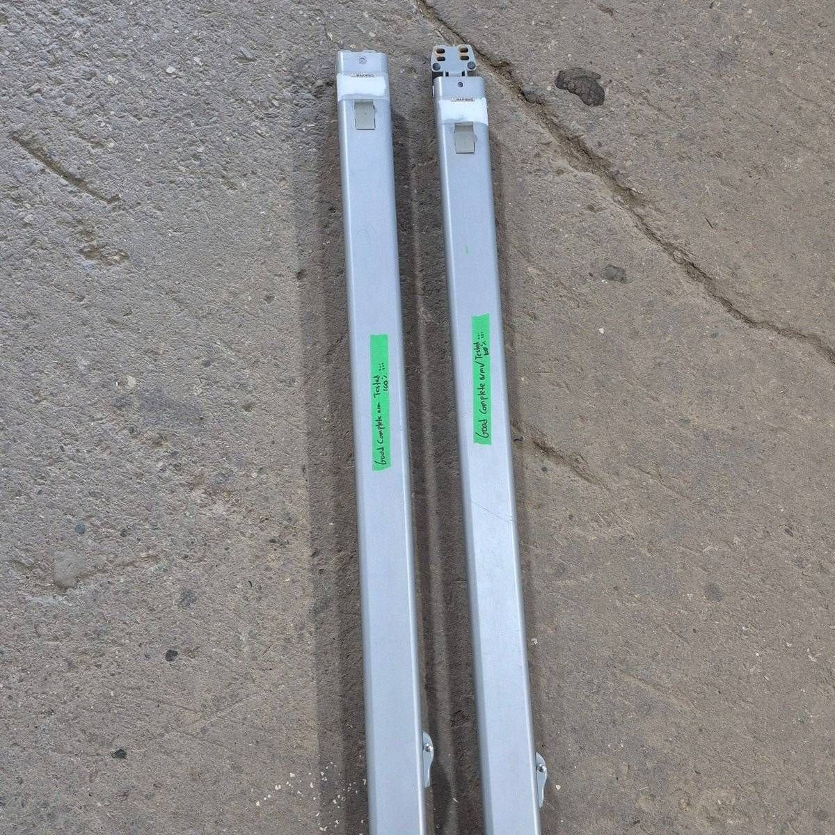 Used Dometic Awning Arm Set, Silver (Satin), 61