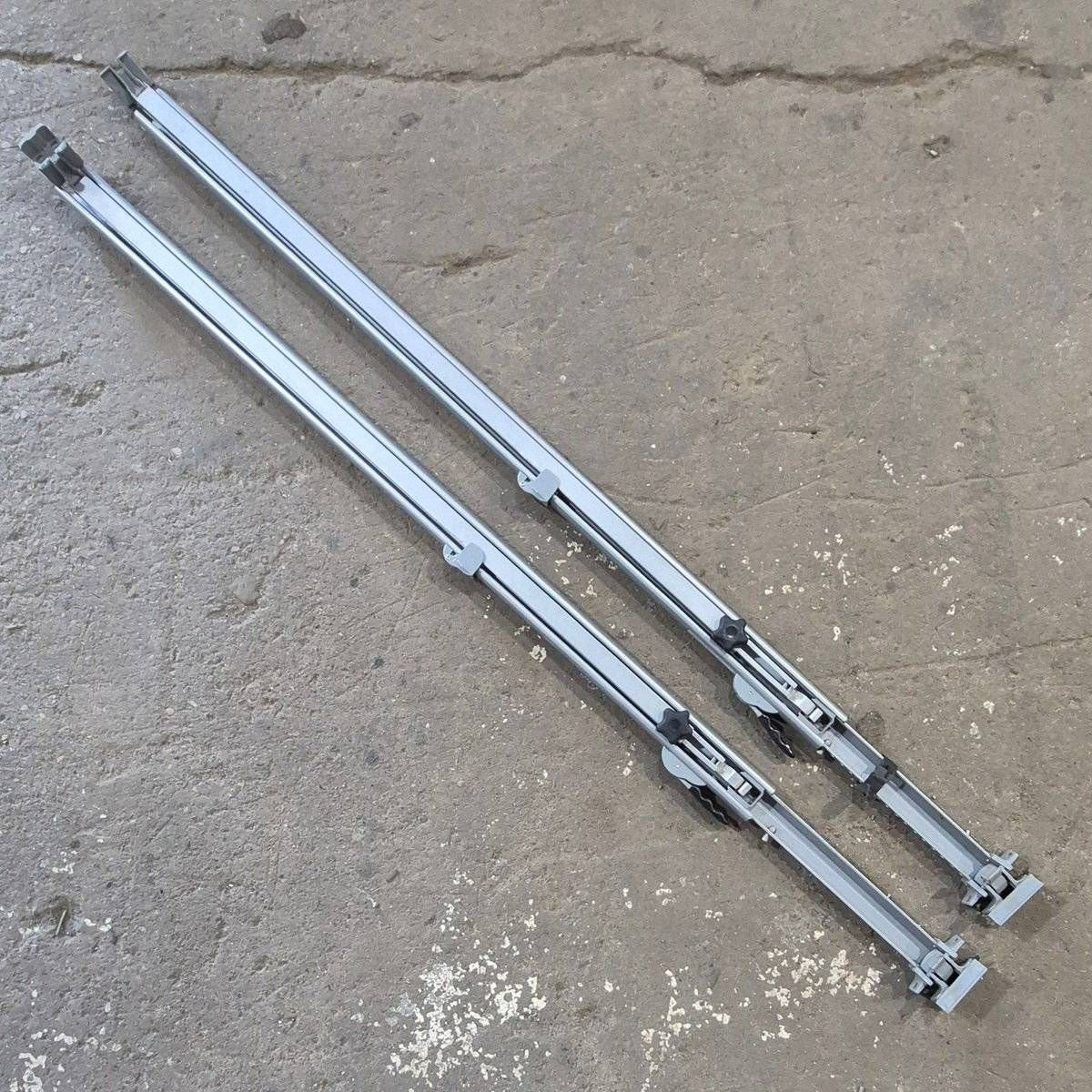 Used Dometic Awning Arm Set, Silver (Satin), 61