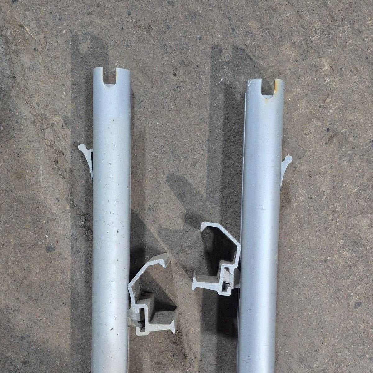 Used Dometic Awning Arm Set, Silver (Satin), 73