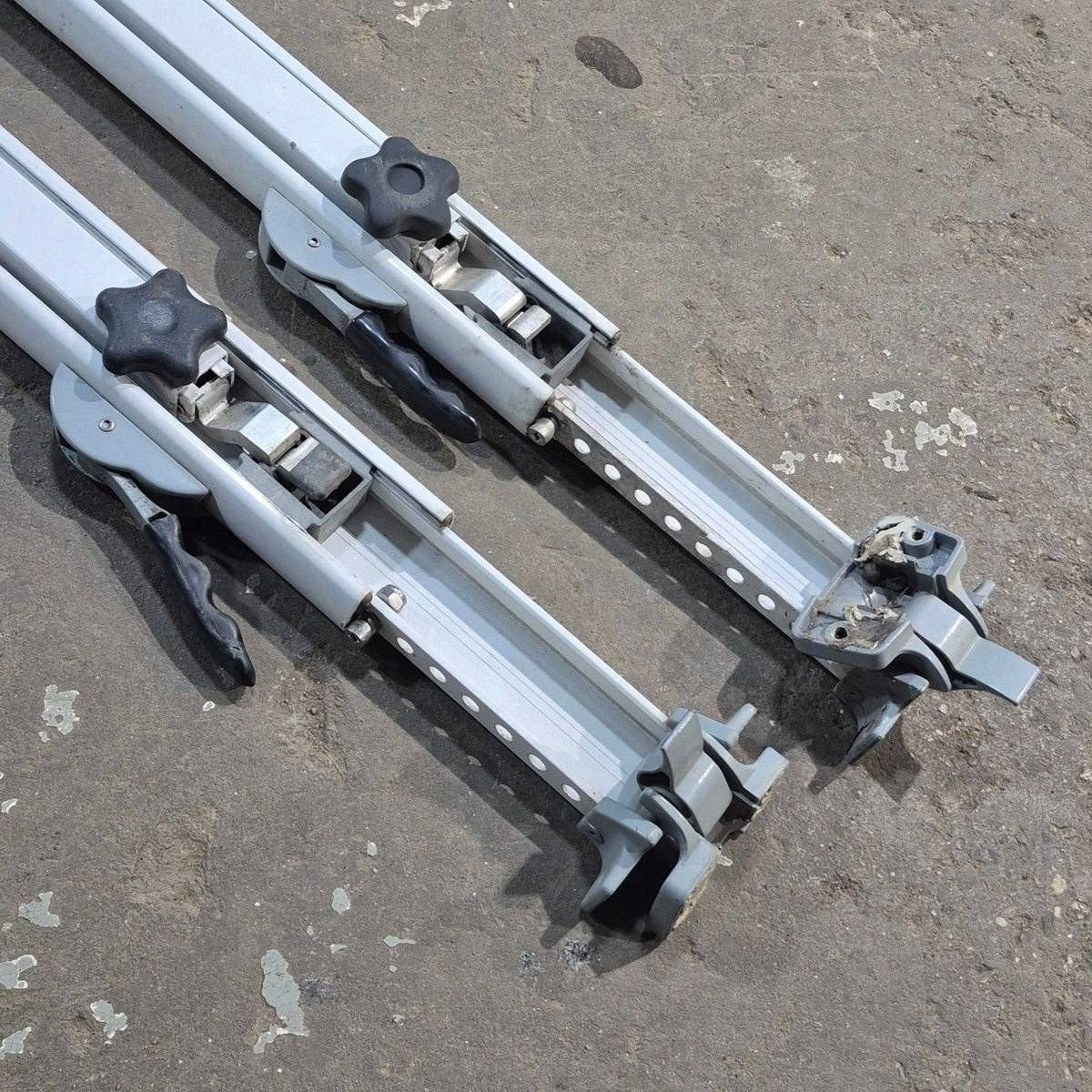 Used Dometic Awning Arm Set, White, 73" - 8480000.401B - Young Farts RV Parts