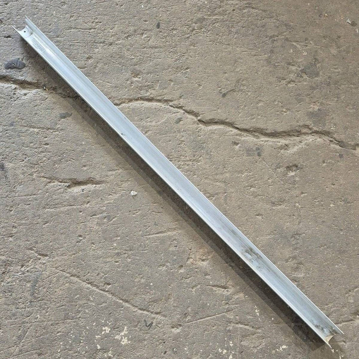 Used Dometic Awning Upper Main Arm, White, 64 1/4" - 9100 Series - Young Farts RV Parts