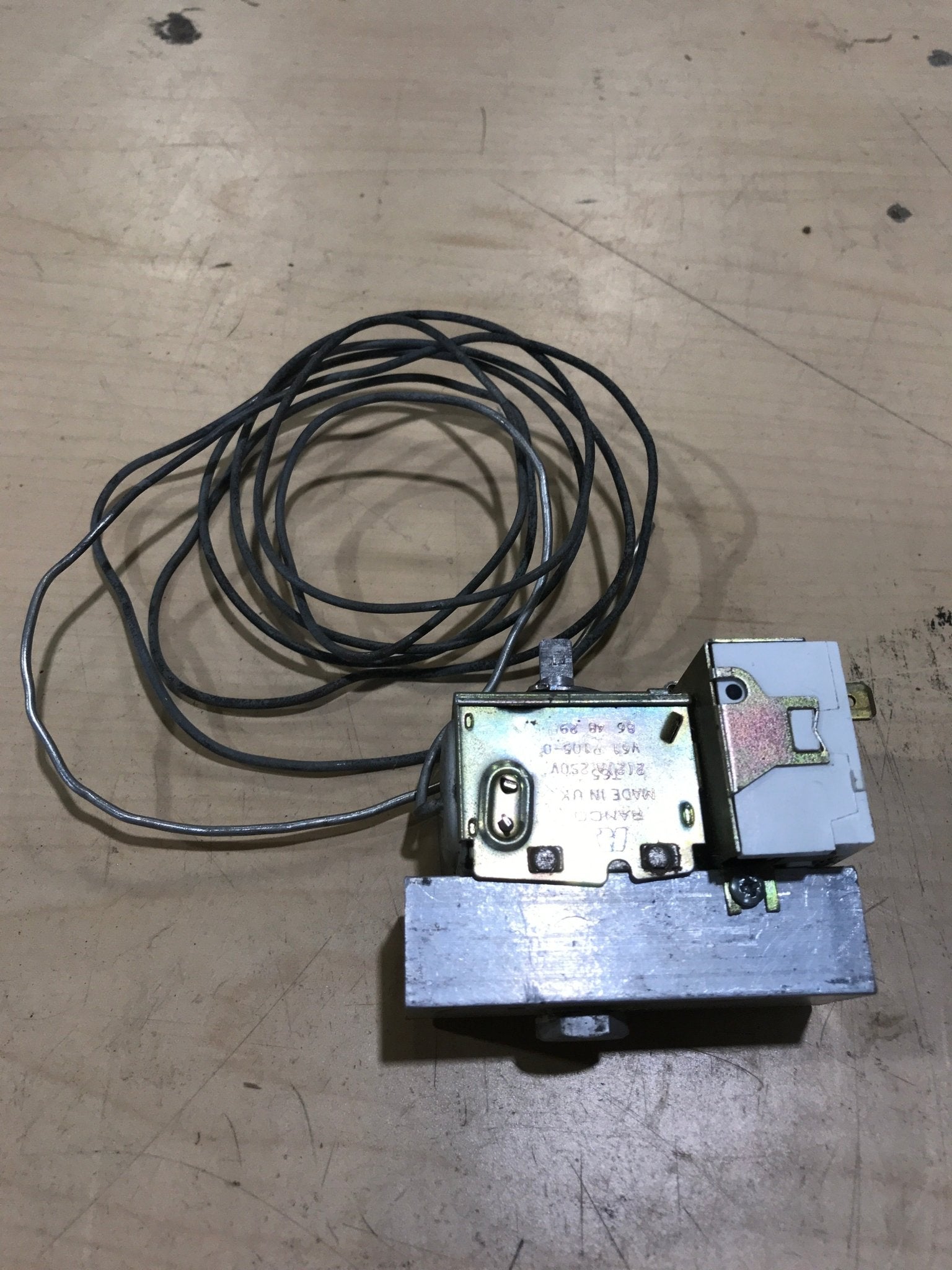 Used Dometic Combo Thermostat 2007199009 - Young Farts RV Parts