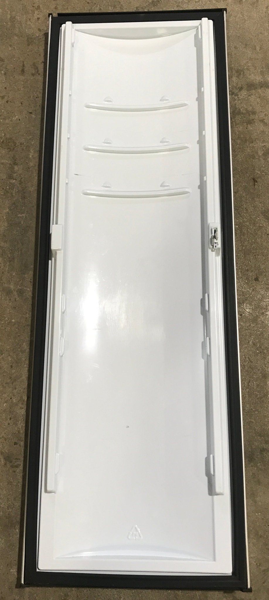 Used Dometic Complete Door RH - 2413258613 - Young Farts RV Parts