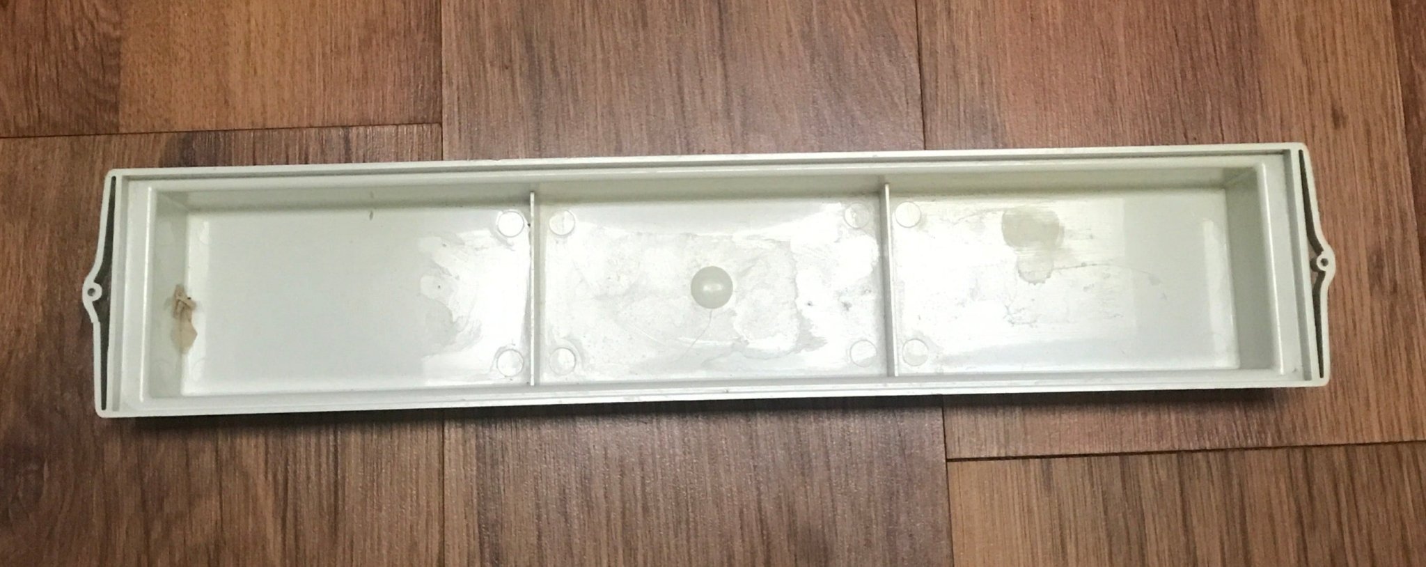 Used Dometic Drip Chute - 2007507003 / 2007507011 - Young Farts RV Parts