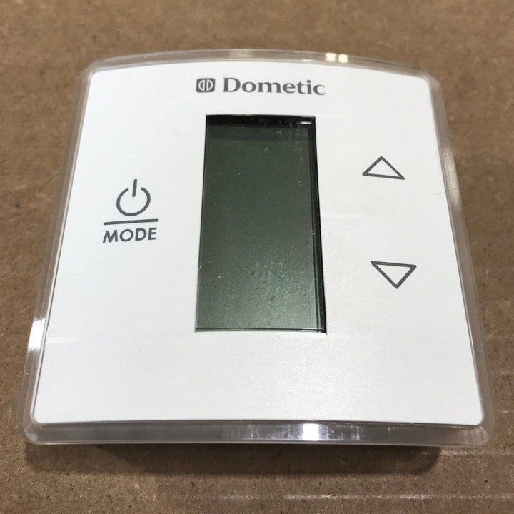 Used Dometic / Duo - therm Digital Wall Thermostat, Single Zone, White - 3316250.700 - Young Farts RV Parts