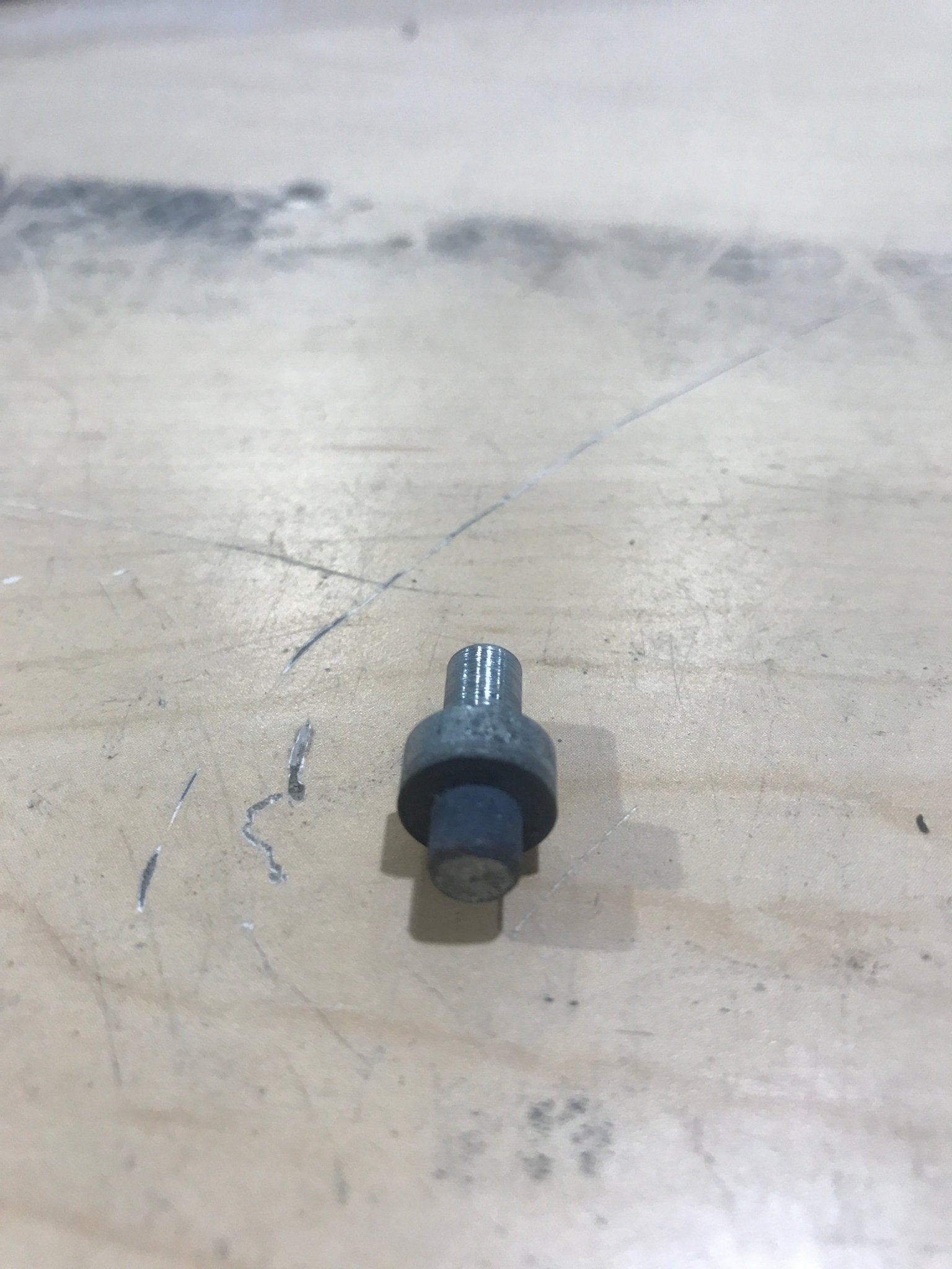 USED Dometic Fridge Door Hinge Pin 2007313006 - Young Farts RV Parts