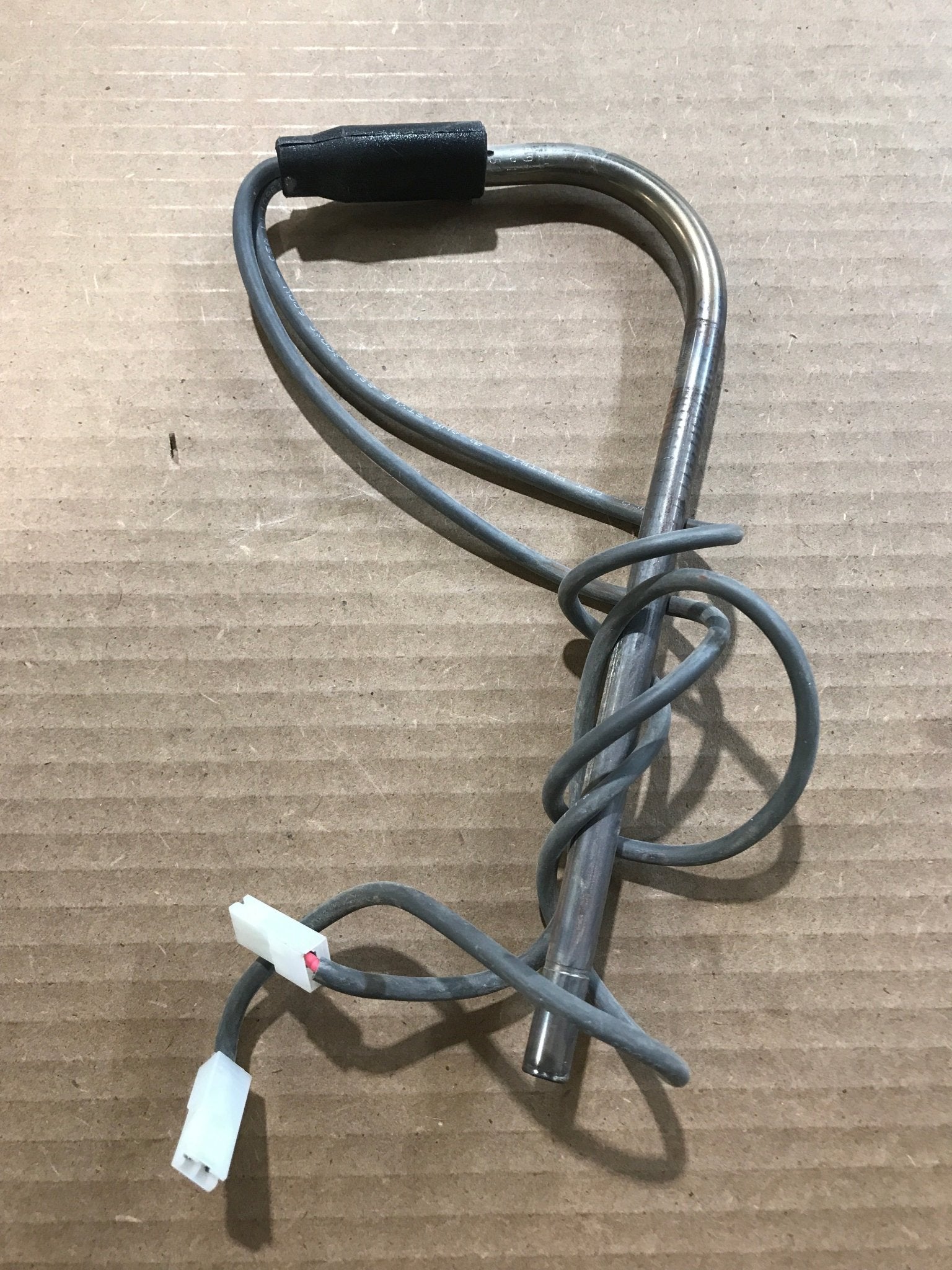 Used Dometic Heater (Heating Element), 325 Watt, 115 Volt/ 120Vac - 3850644612 - Young Farts RV Parts