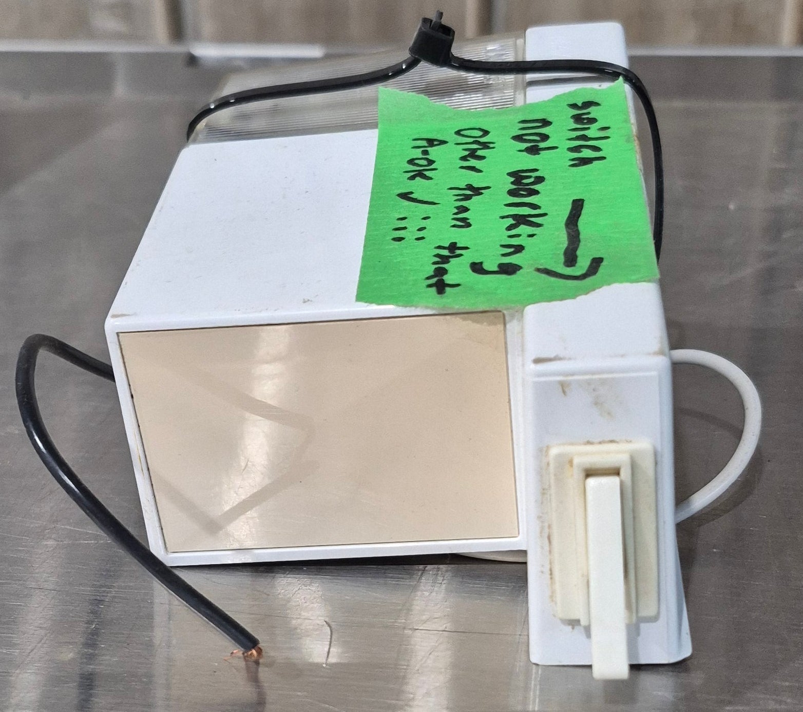 Used Dometic Interior Fridge Light Assembly (BULB NOT INCLUDED) - 2004044091 - Young Farts RV Parts