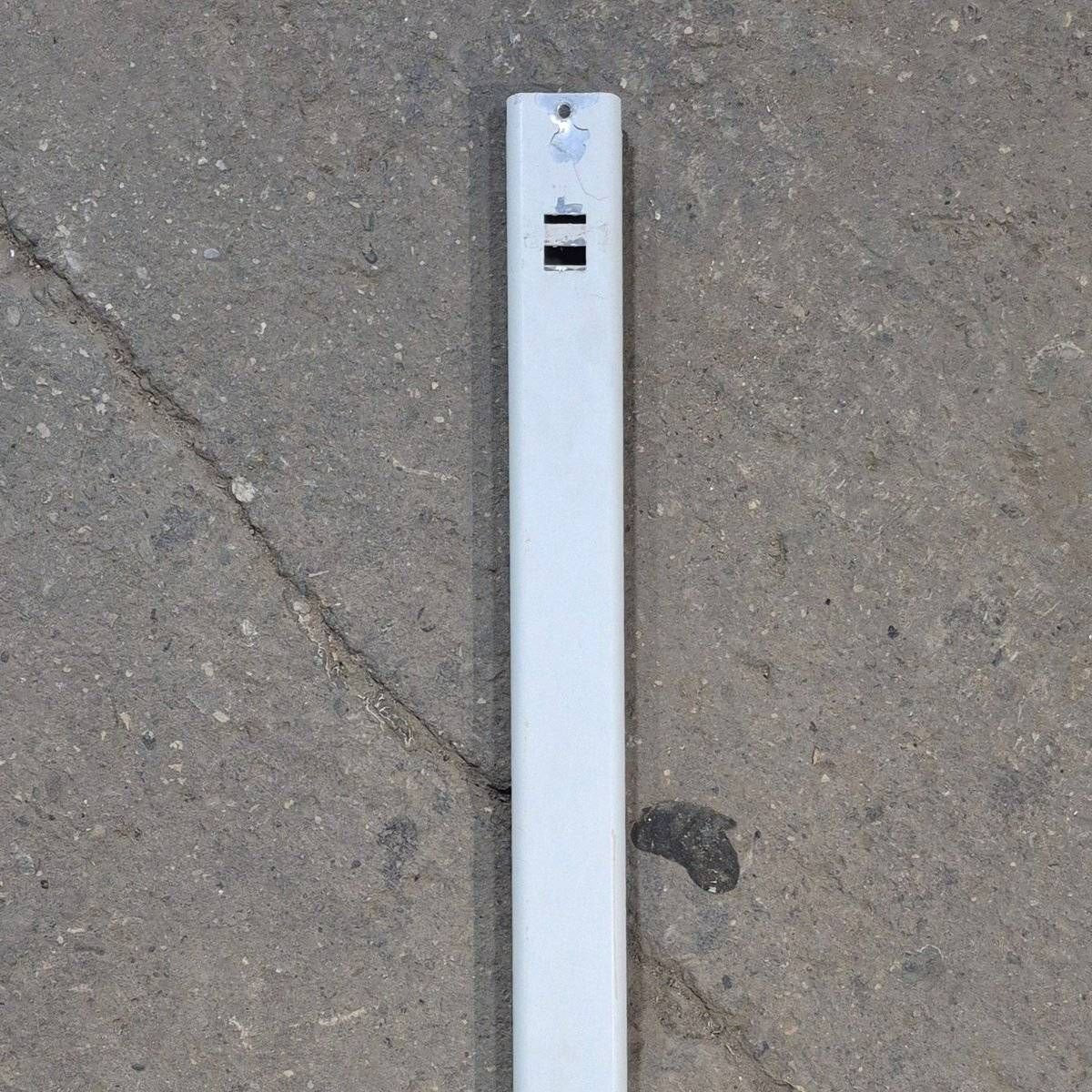 Used Dometic Main Arm, Colonial White, 73