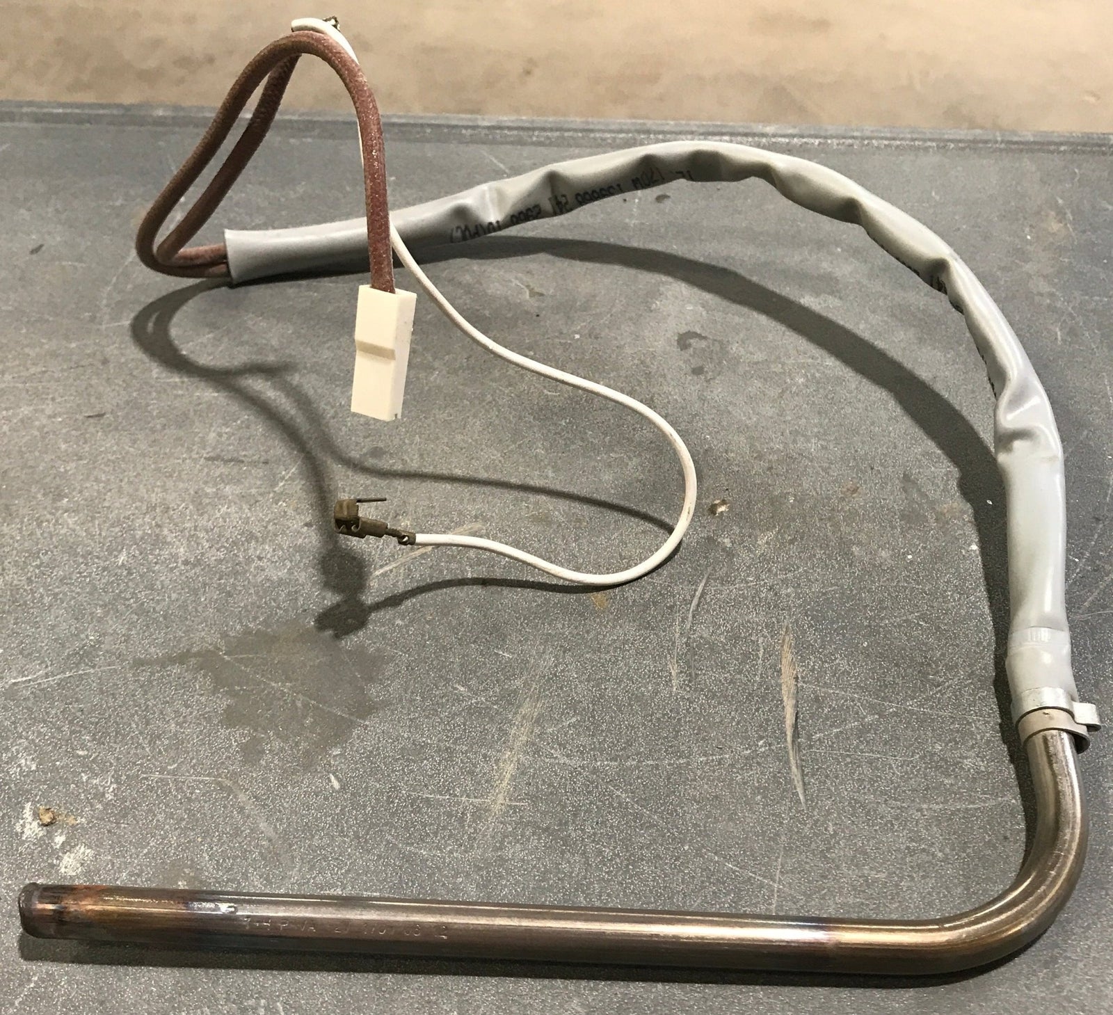 Used Dometic Refrigerator Heater Element, 12 Volt, 170 Watt - 2412968105 - Young Farts RV Parts