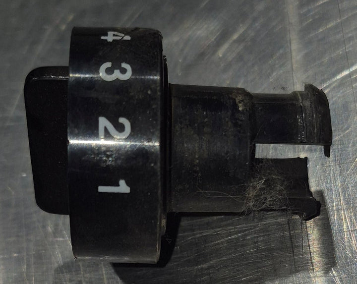 Used Dometic Refrigerator Thermostat Knob - 2007480003 - Young Farts RV Parts