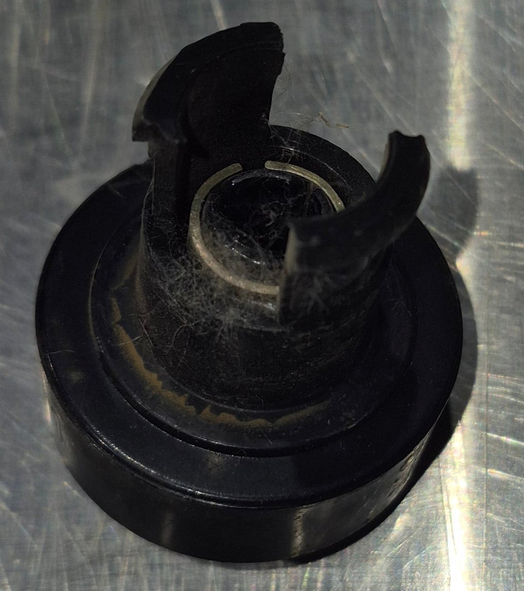 Used Dometic Refrigerator Thermostat Knob - 2007480003 - Young Farts RV Parts