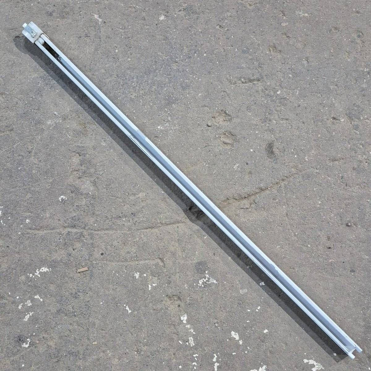 Used Dometic Secondary Rafter Arm, White, 32 1/2