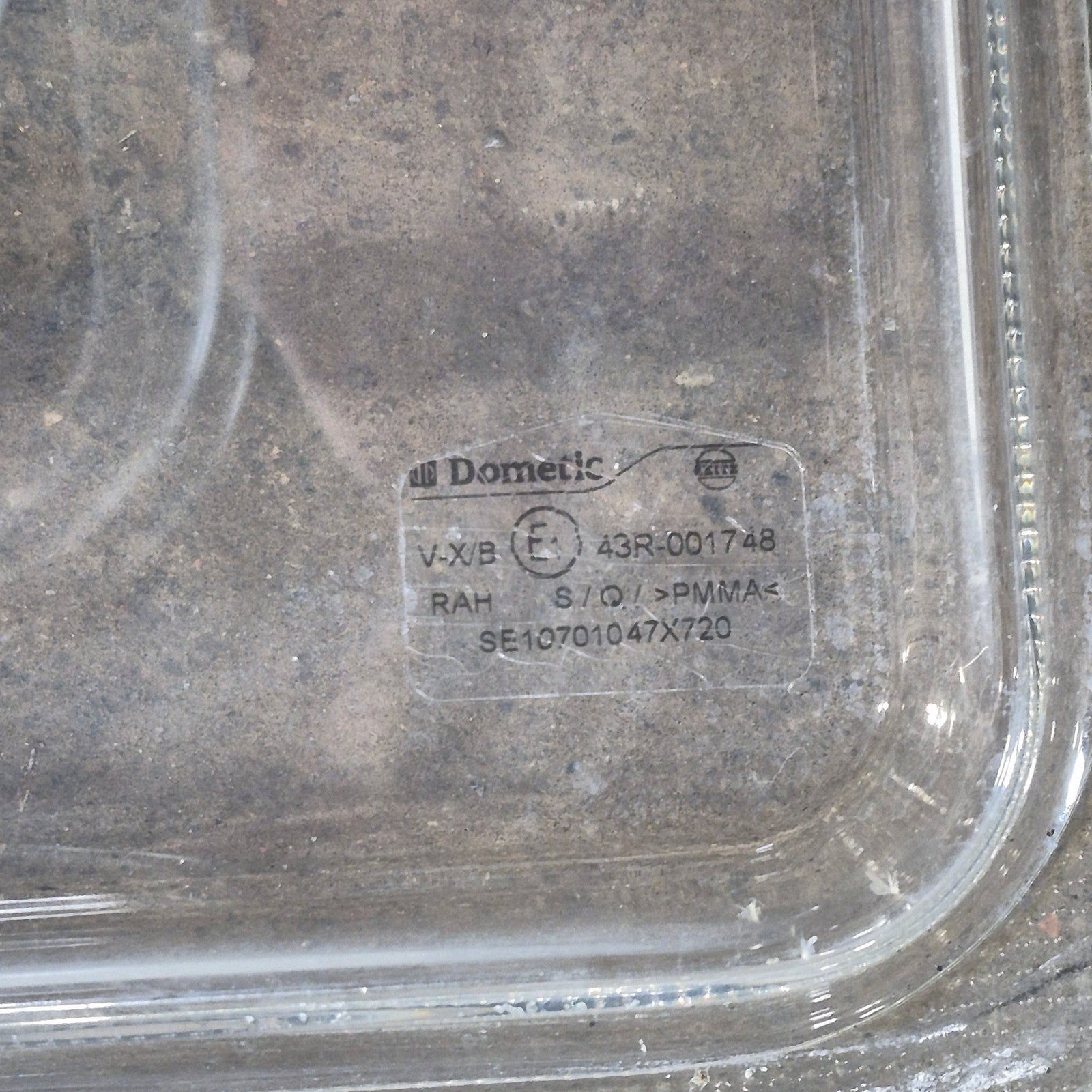Used Dometic Seitz/ Heki Escape Hatch Replacement Dome - 41 1/4