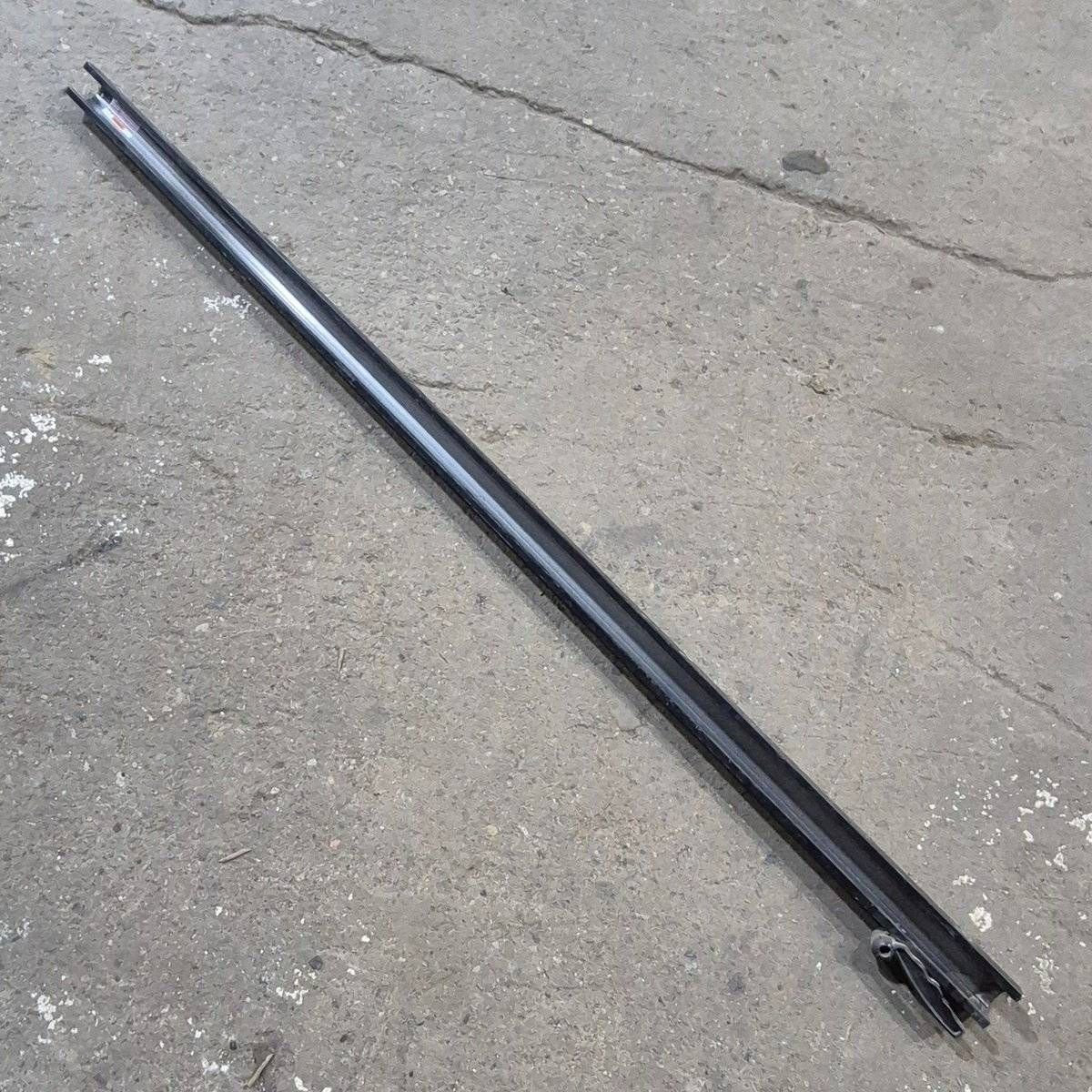 Used Dometic Upper Main Arm, Black, 73