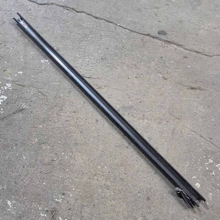 Used Dometic Upper Main Arm, Black, 73" - Sunchaser II 3314064.001U - Young Farts RV Parts