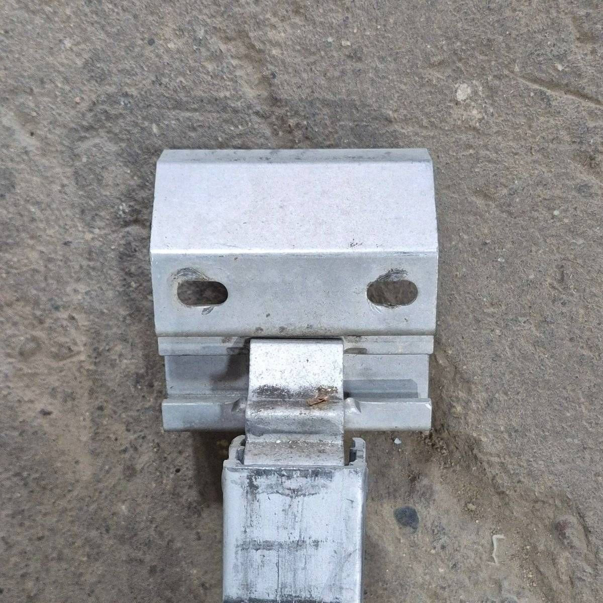 Used Dometic Upper Rafter Arm, Silver (Satin), 59