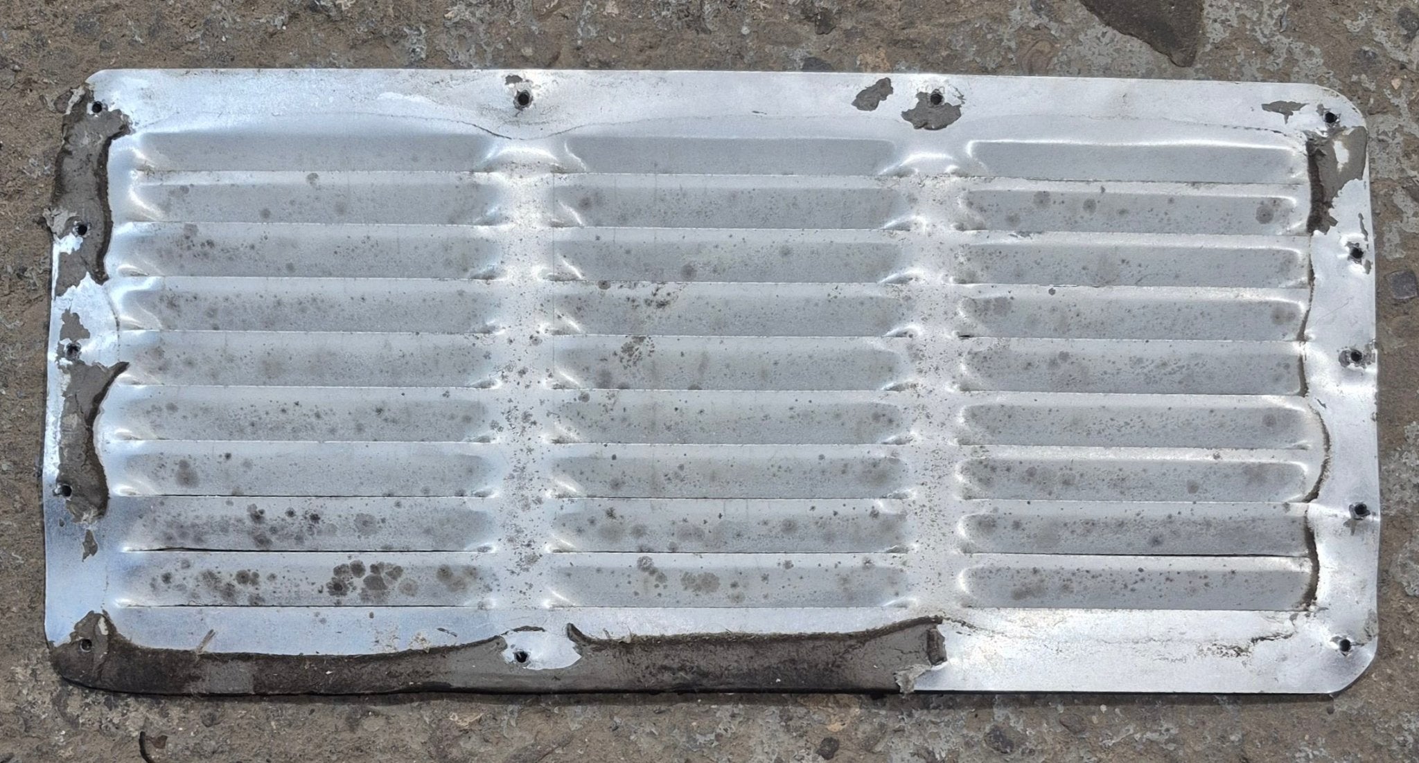 Used DOMETIC - White Upper Side Vent - NO FRAME - Young Farts RV Parts