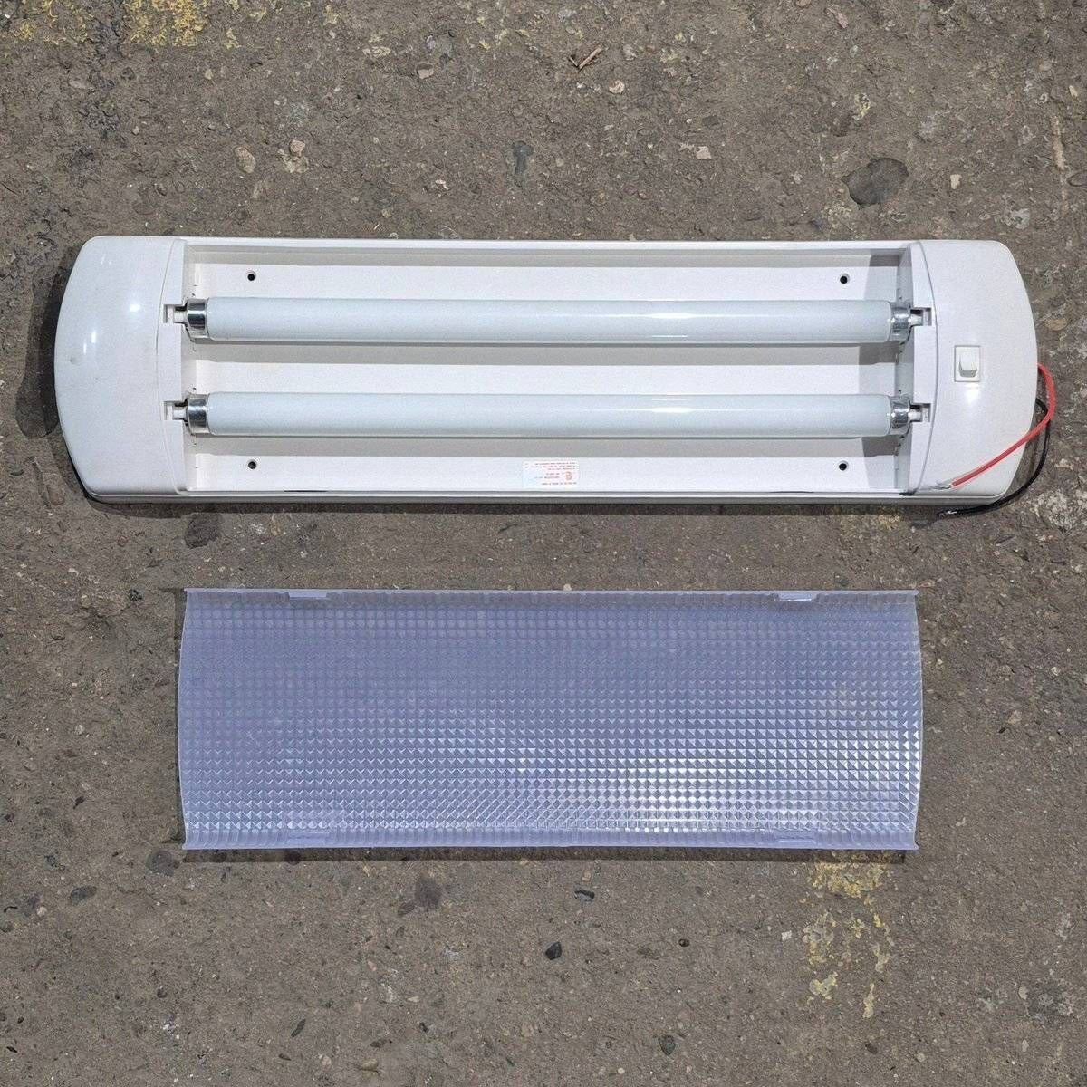 Used Dual Fluorescent Light Fixture - Model PY-755DS - Young Farts RV Parts