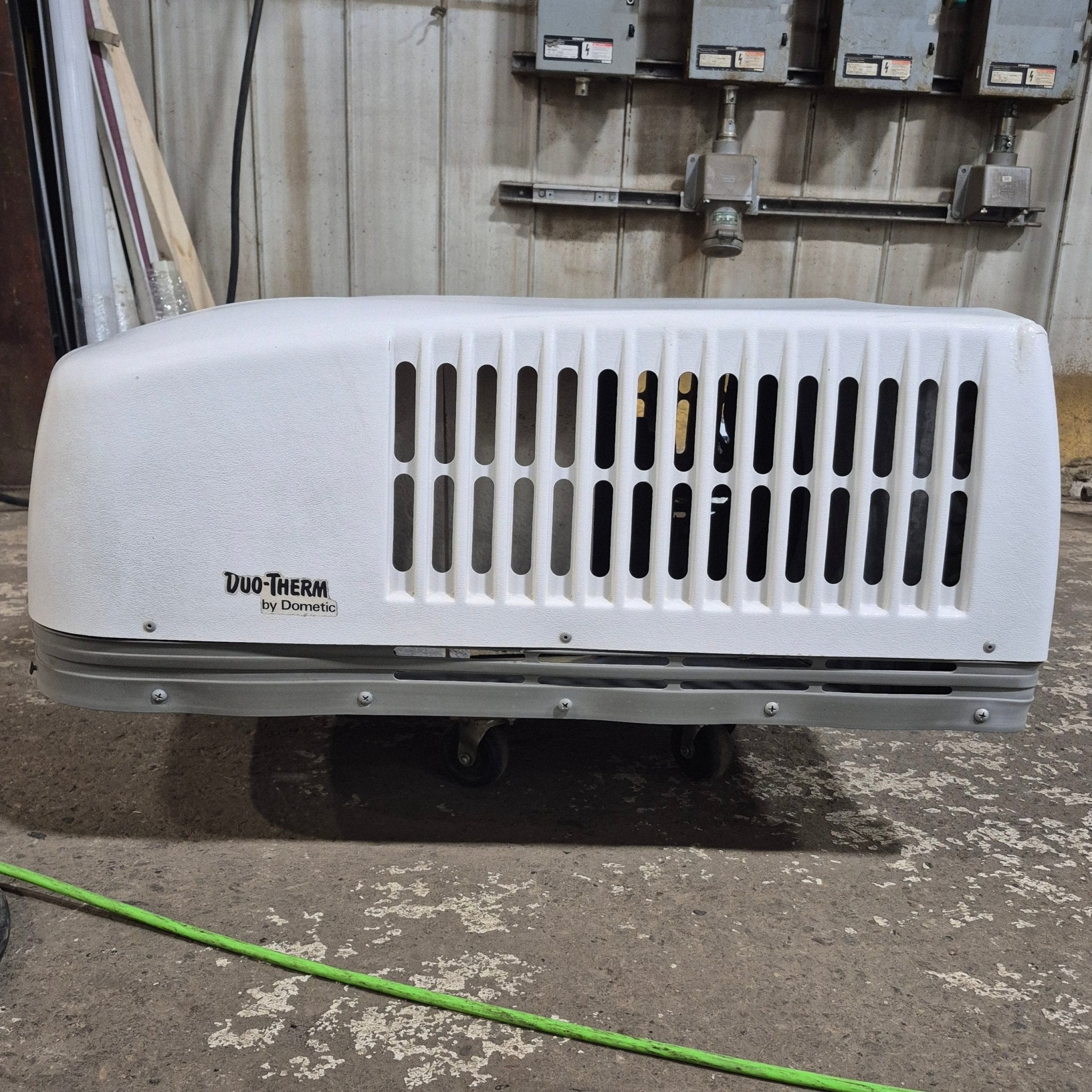 Used Duo - Therm Air Conditioner, Complete, 13500 BTU, Cool Only - 57915.622 - Young Farts RV Parts