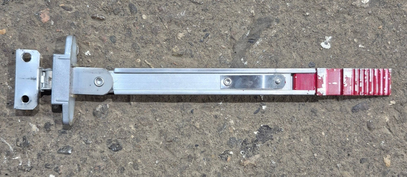 Used Emergency Window Latch - Young Farts RV Parts