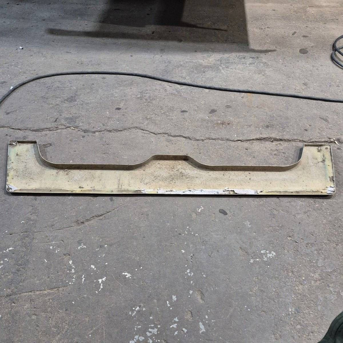 Used Fender Skirt - 70