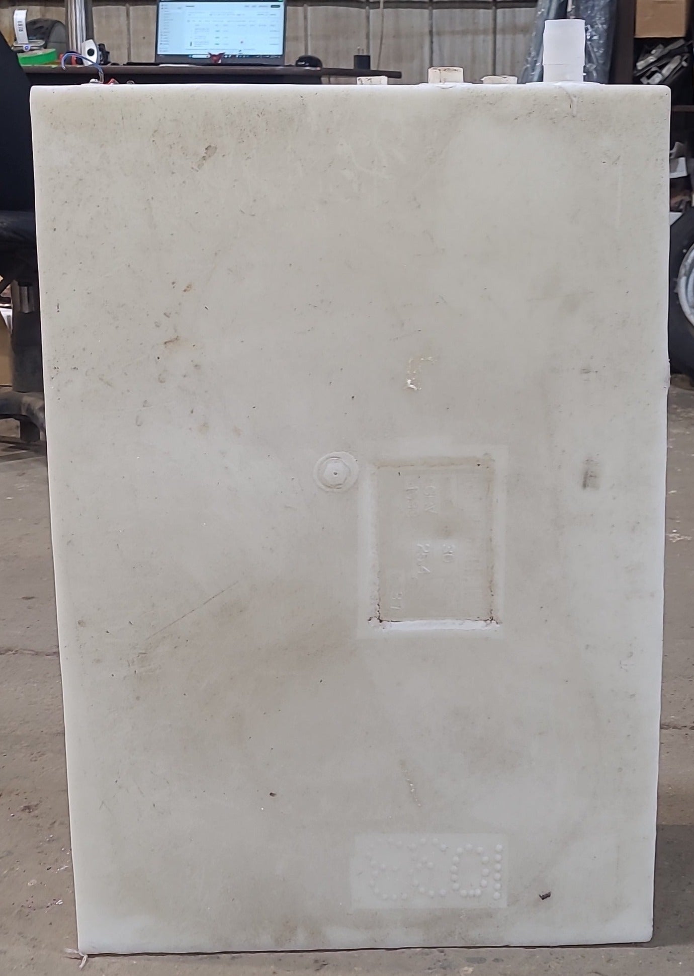 Used Fresh Water Tank 10" H x 20 3/4" W x 30 1/2” L - Young Farts RV Parts