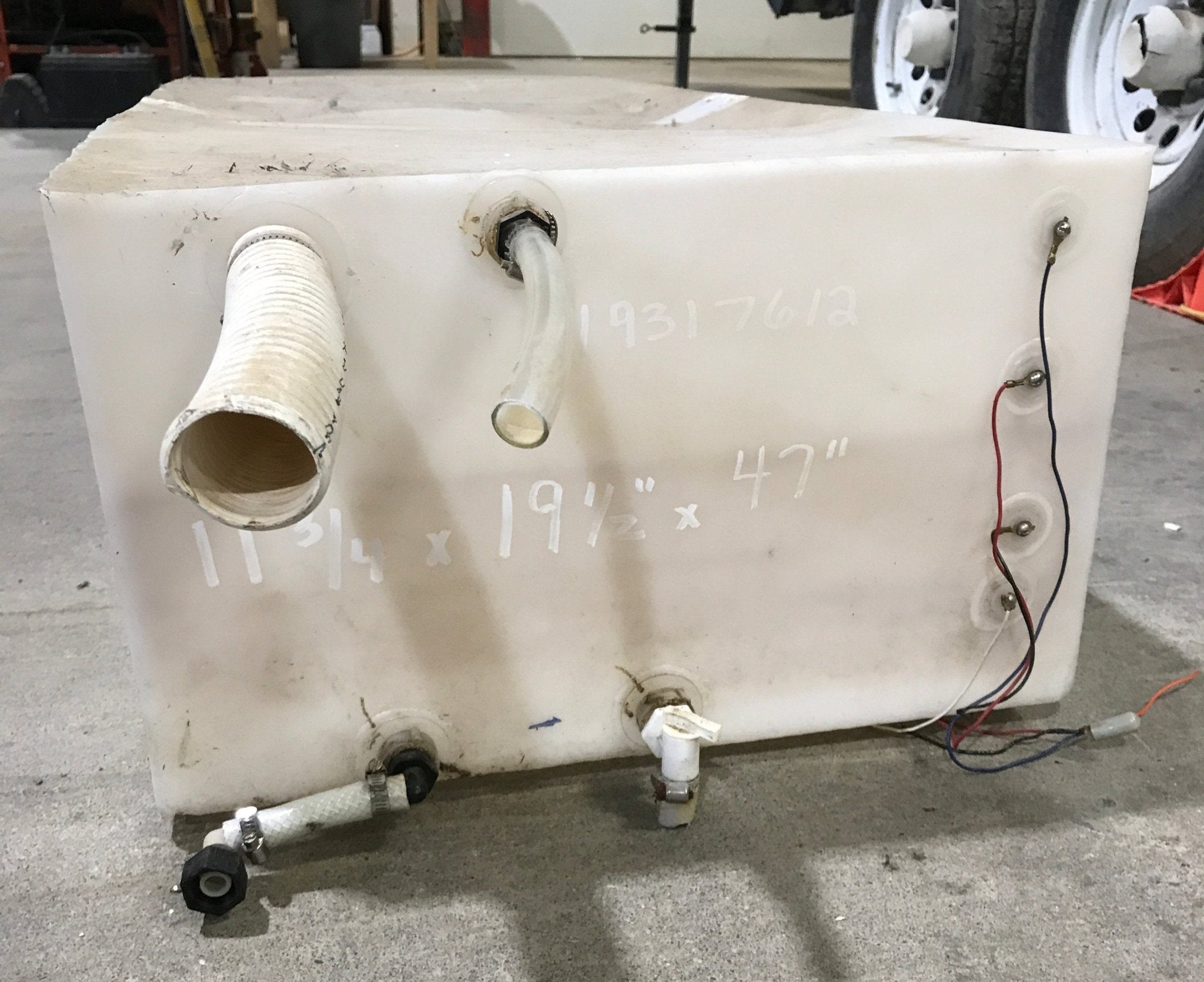 Used Fresh Water Tank 11 3/4” x 19 1/2” x 47” - Young Farts RV Parts