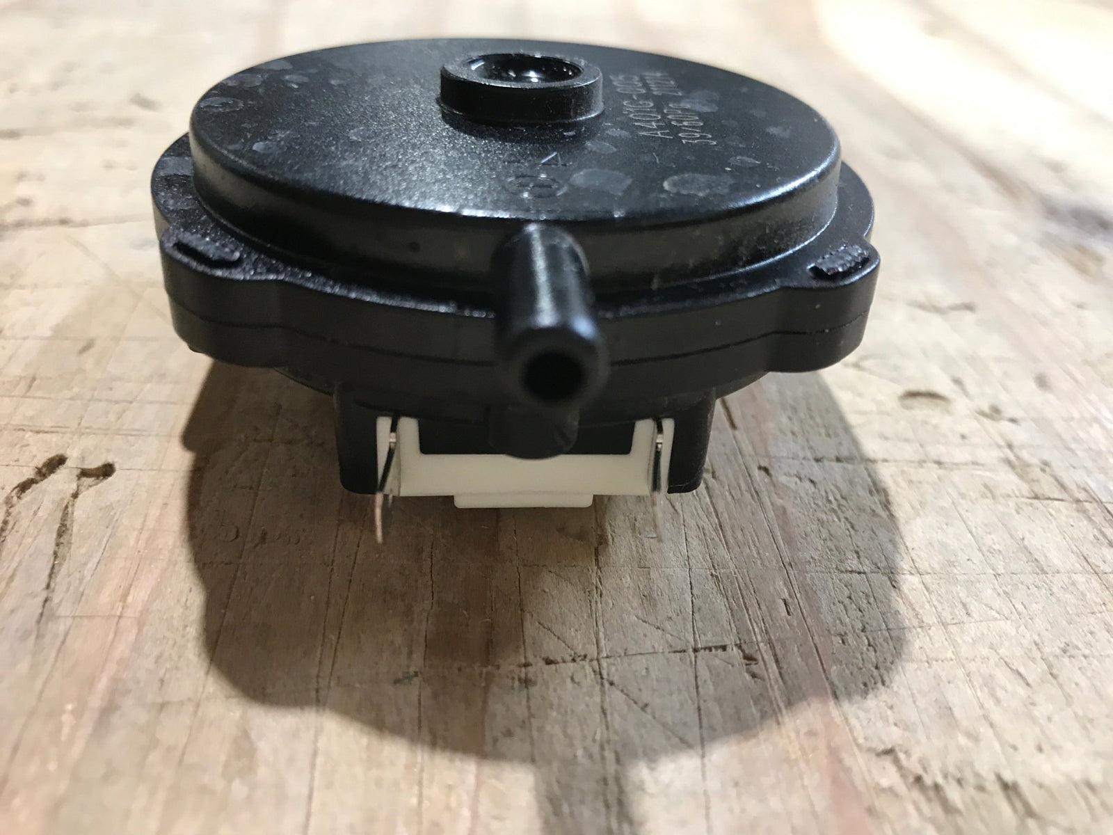 Used Furrion Exhaust Pressure Switch - C - FWH09A - 006 - Young Farts RV Parts