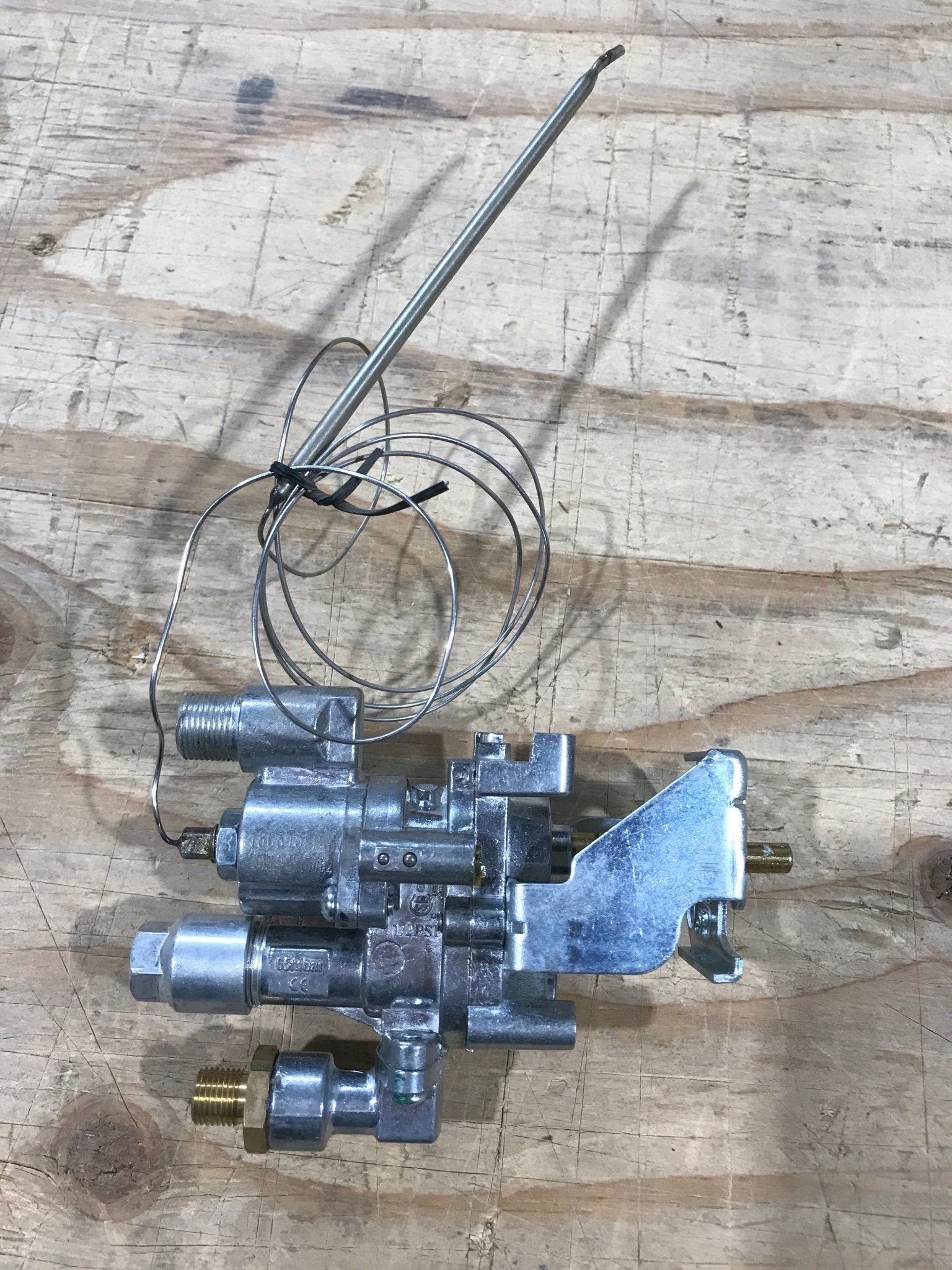 Used Furrion Oven Control Valve 2021124074 - Young Farts RV Parts