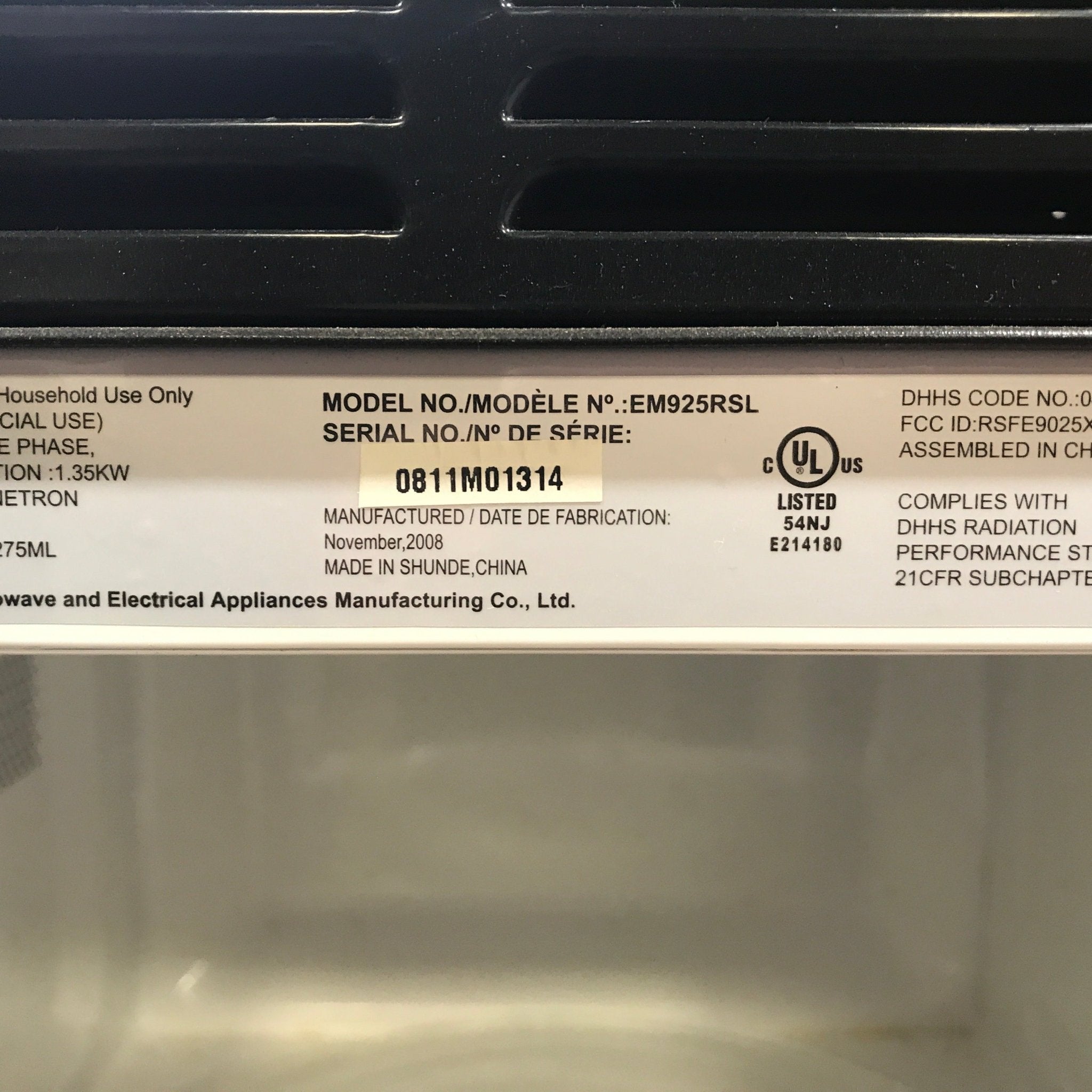 Used High Pointe RV Microwave 19" W x 10 1/2" H x 13 1/2" D - Young Farts RV Parts