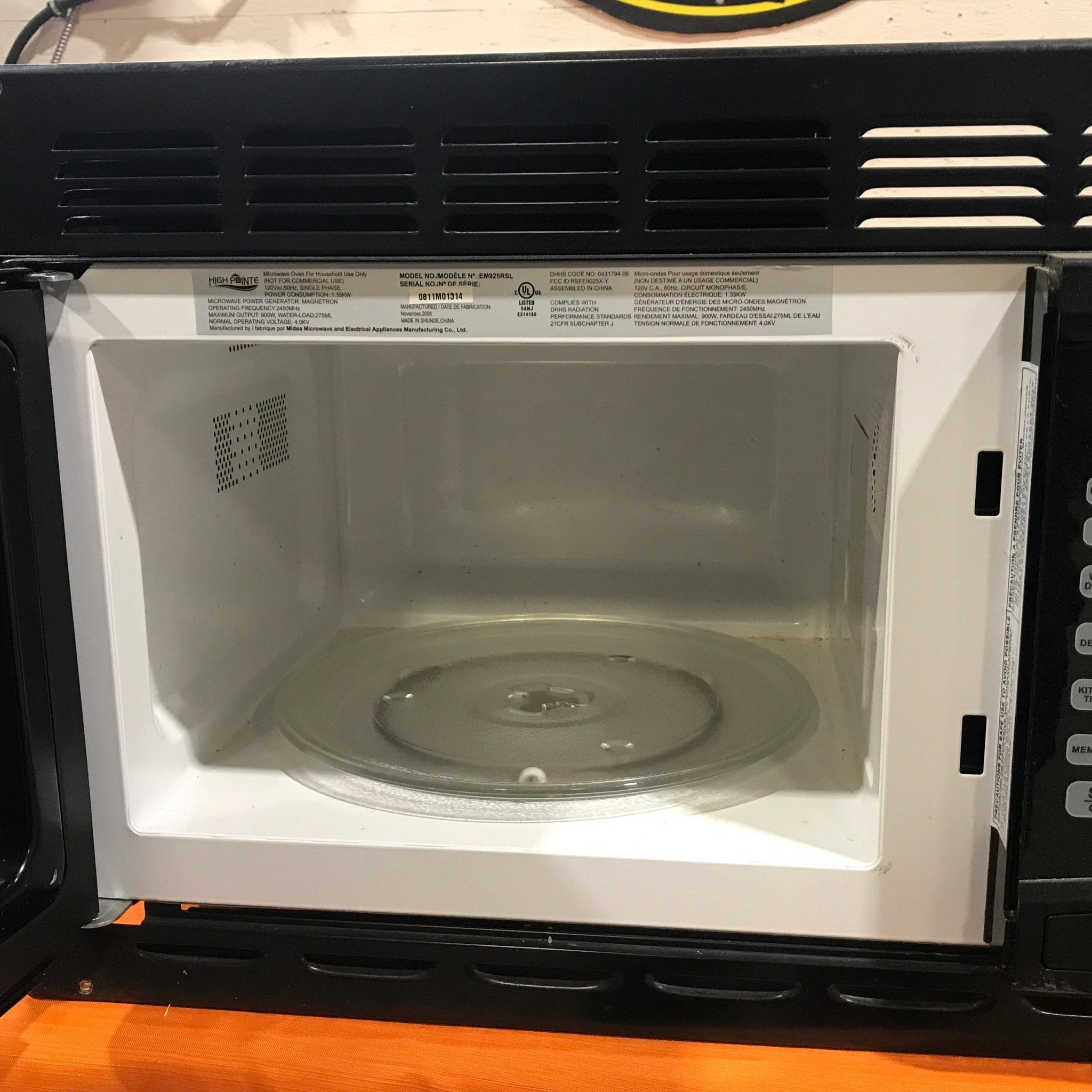 Used High Pointe RV Microwave 19" W x 10 1/2" H x 13 1/2" D - Young Farts RV Parts
