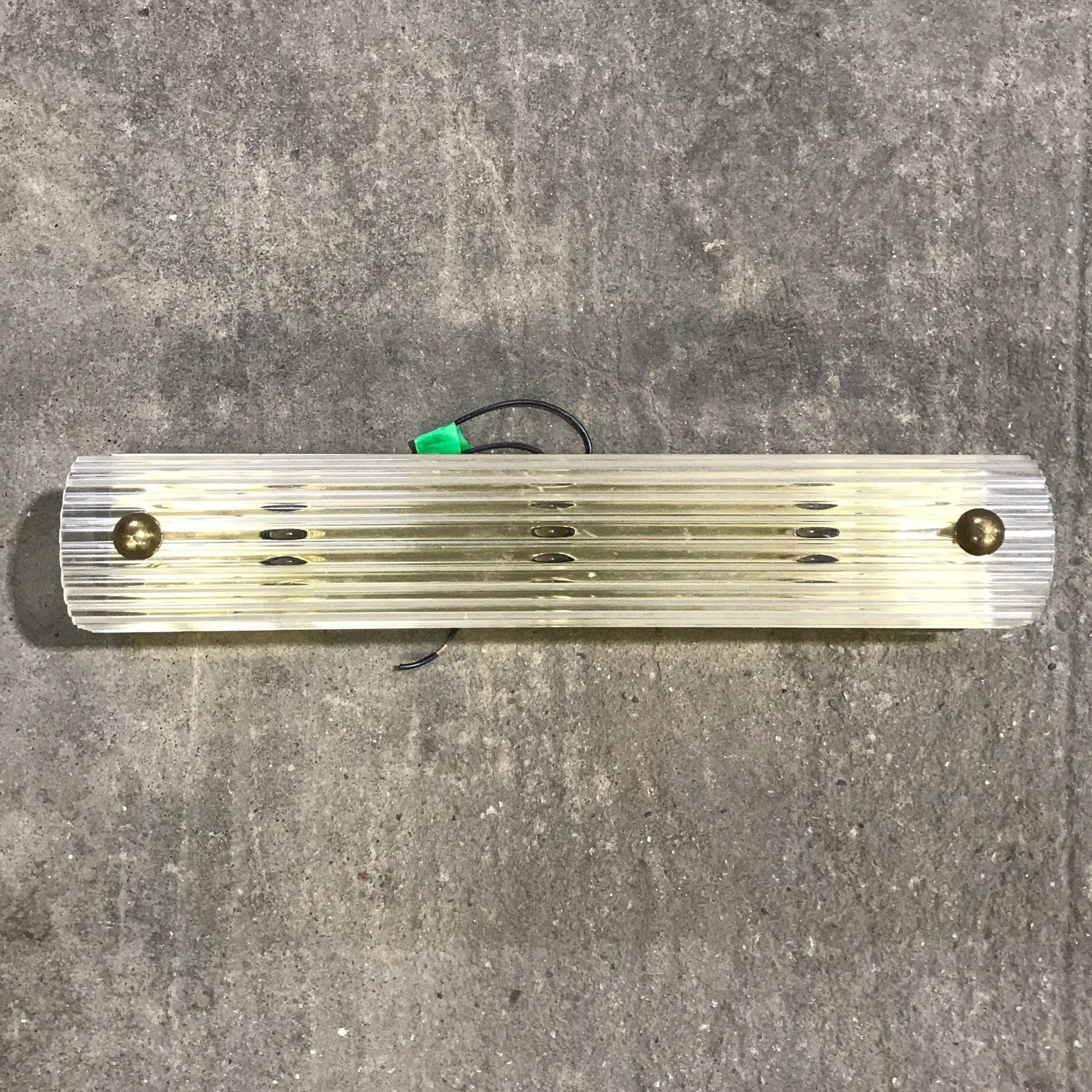 Used Interior Light Fixture LR90964 | Cat. No. 526 - Young Farts RV Parts