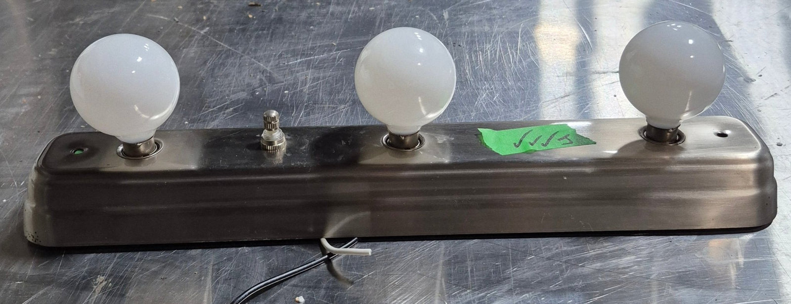 Used Interior Vanity Light Fixture - Young Farts RV Parts