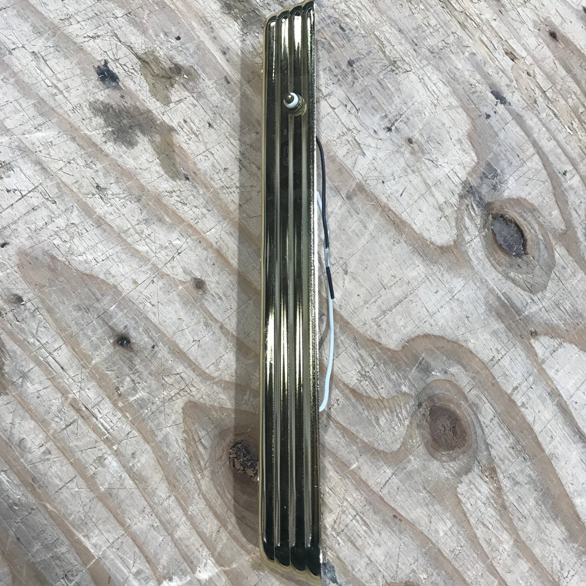 Used Interior Vanity Light Fixture E110265 | Cat. No. 557 - Young Farts RV Parts