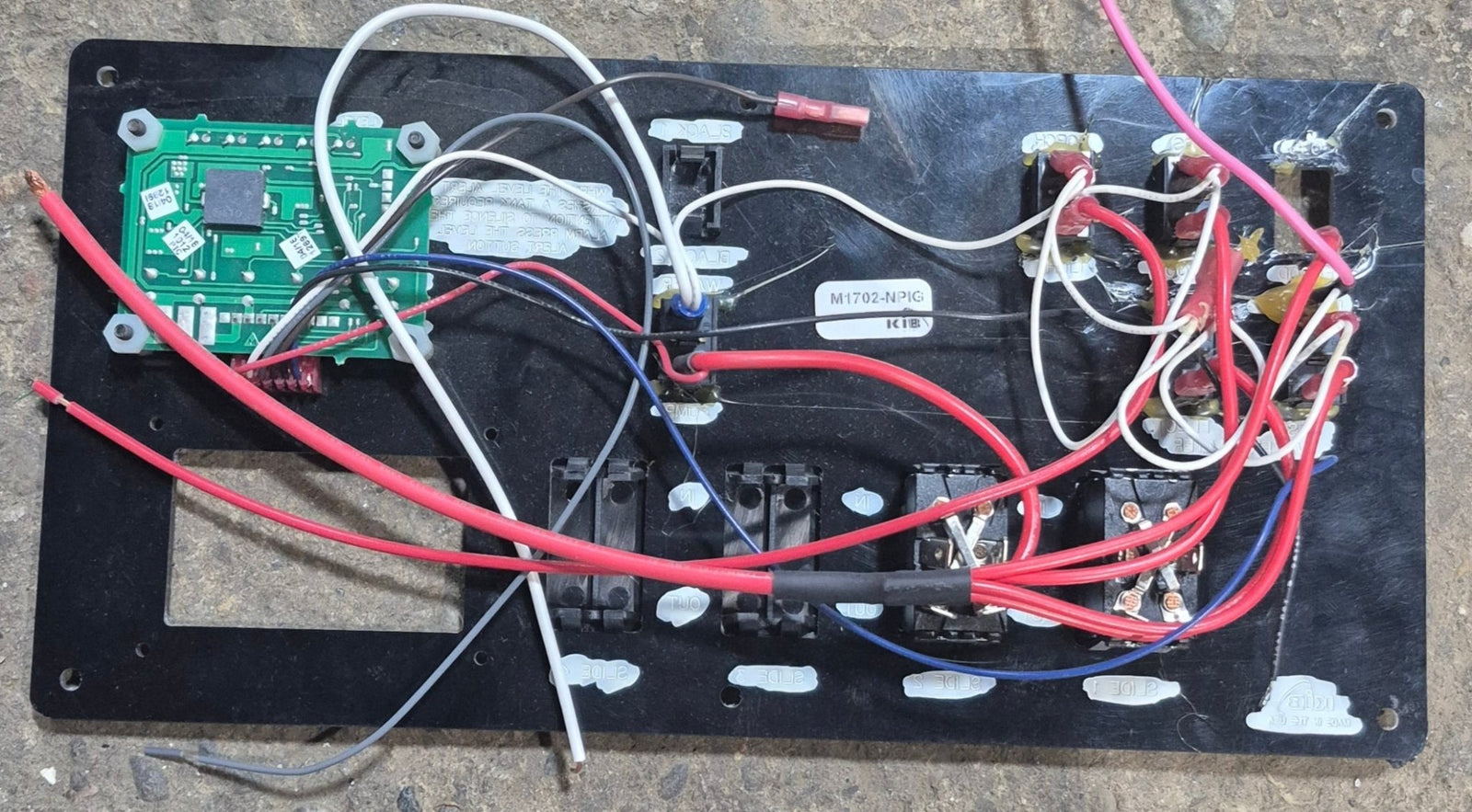 Used KIB Command Center - 0403212 - Young Farts RV Parts