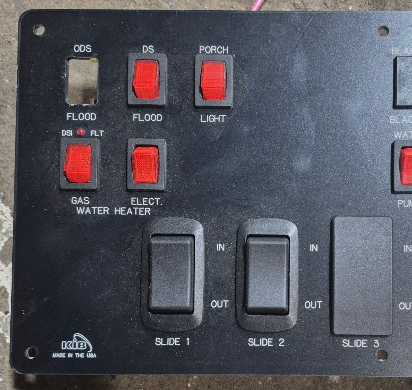 Used KIB Command Center - 0403212 - Young Farts RV Parts